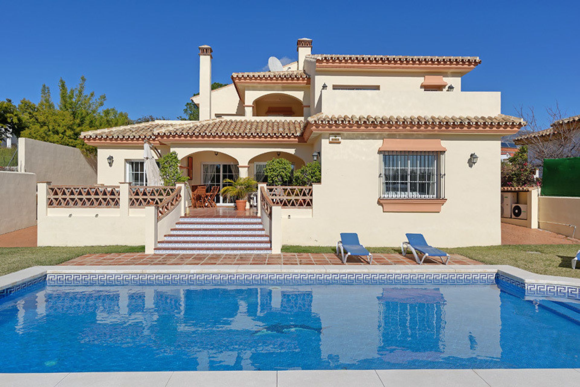 मकान में Las Lagunas de Mijas, Andalucía 10735604