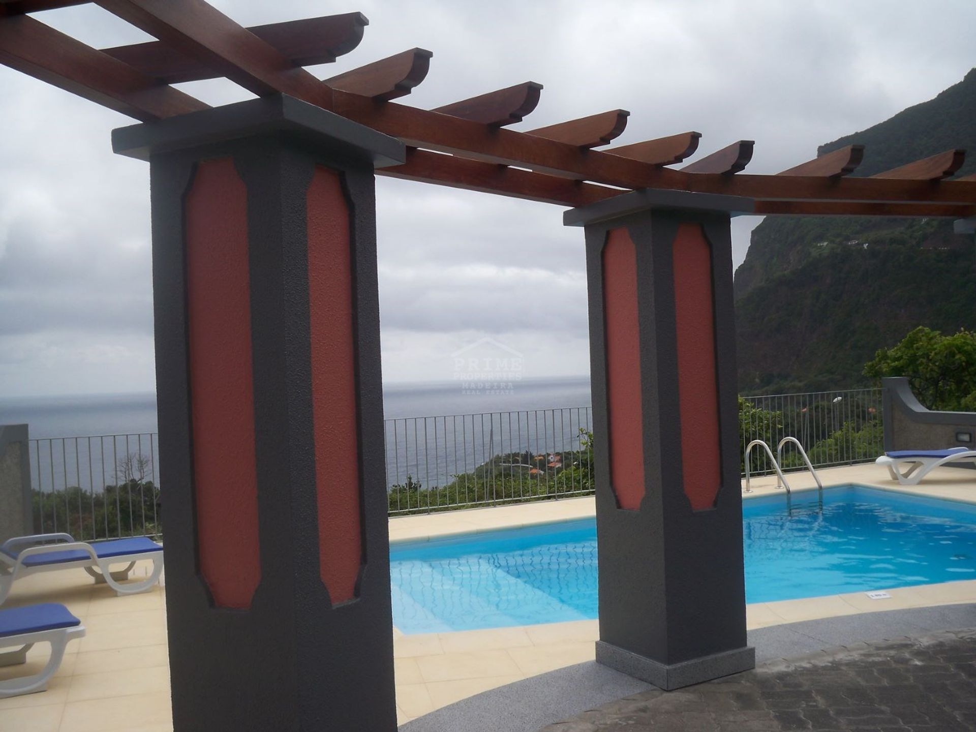 Hus i Arco de São Jorge, Madeira 10735626