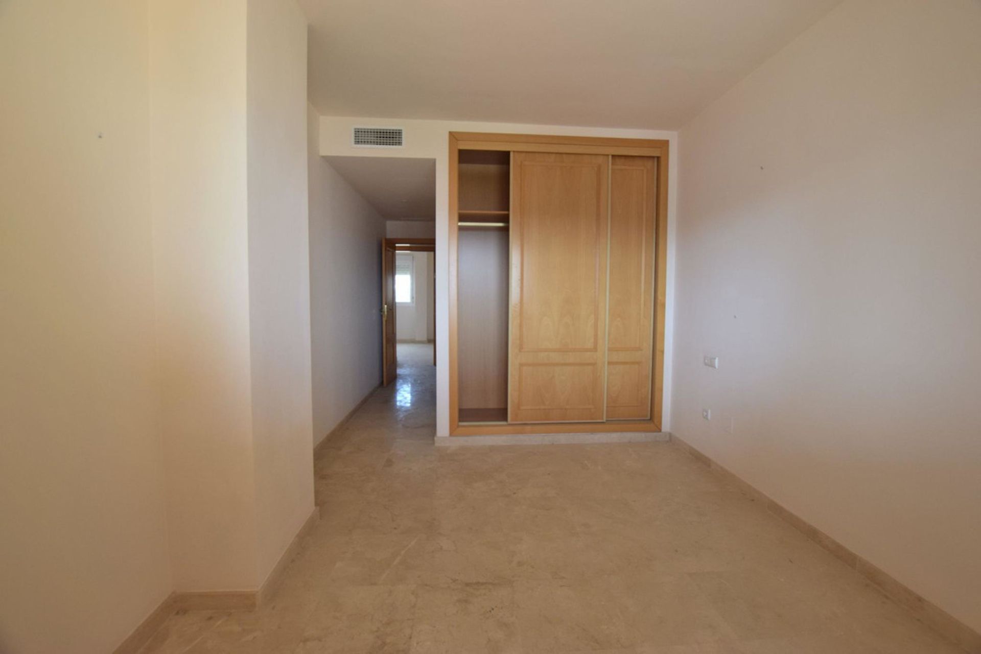 Condominio en Las Lagunas de Mijas, Andalucía 10735681