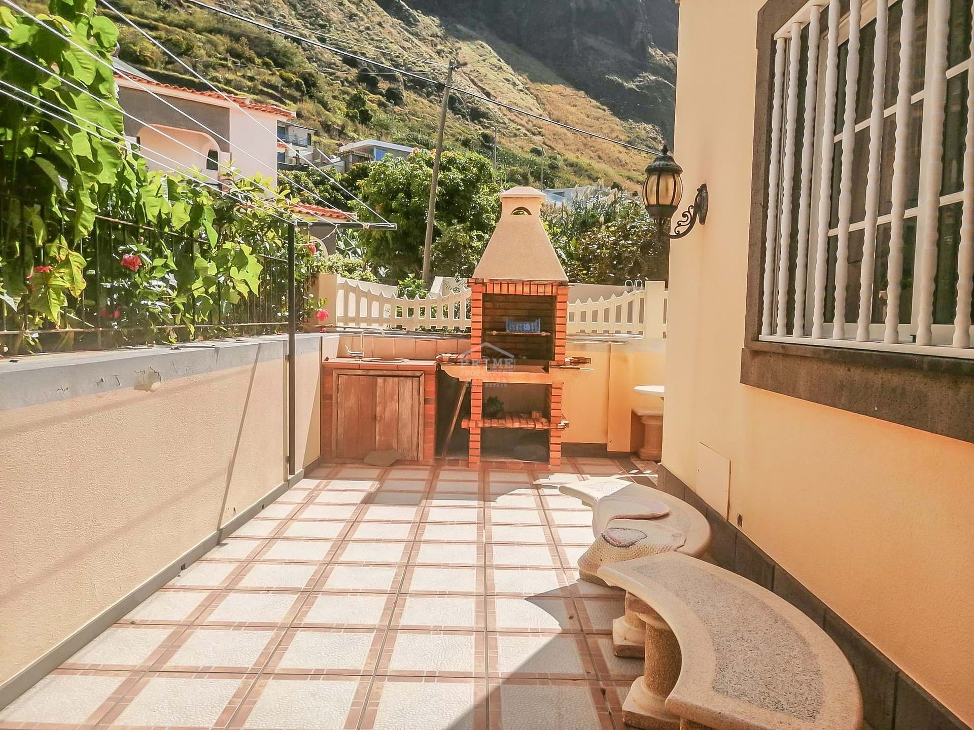 House in Paul Do Mar, Madeira 10735710