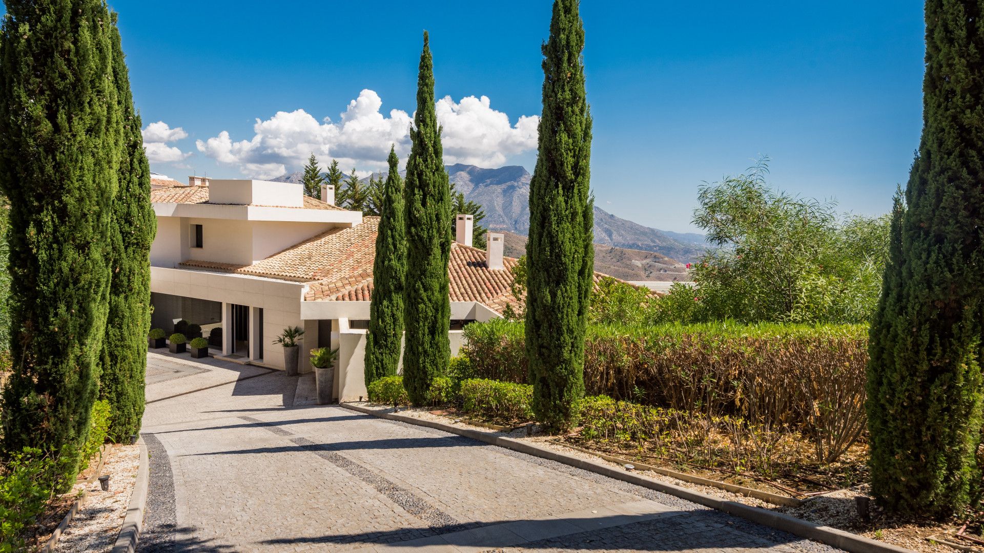 House in Benahavís, Andalucía 10736016