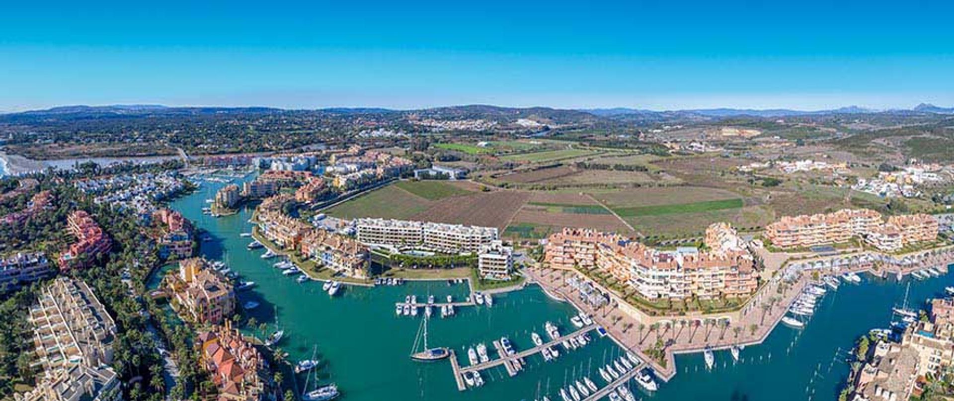 सम्मिलित में Sotogrande, Andalusia 10736903