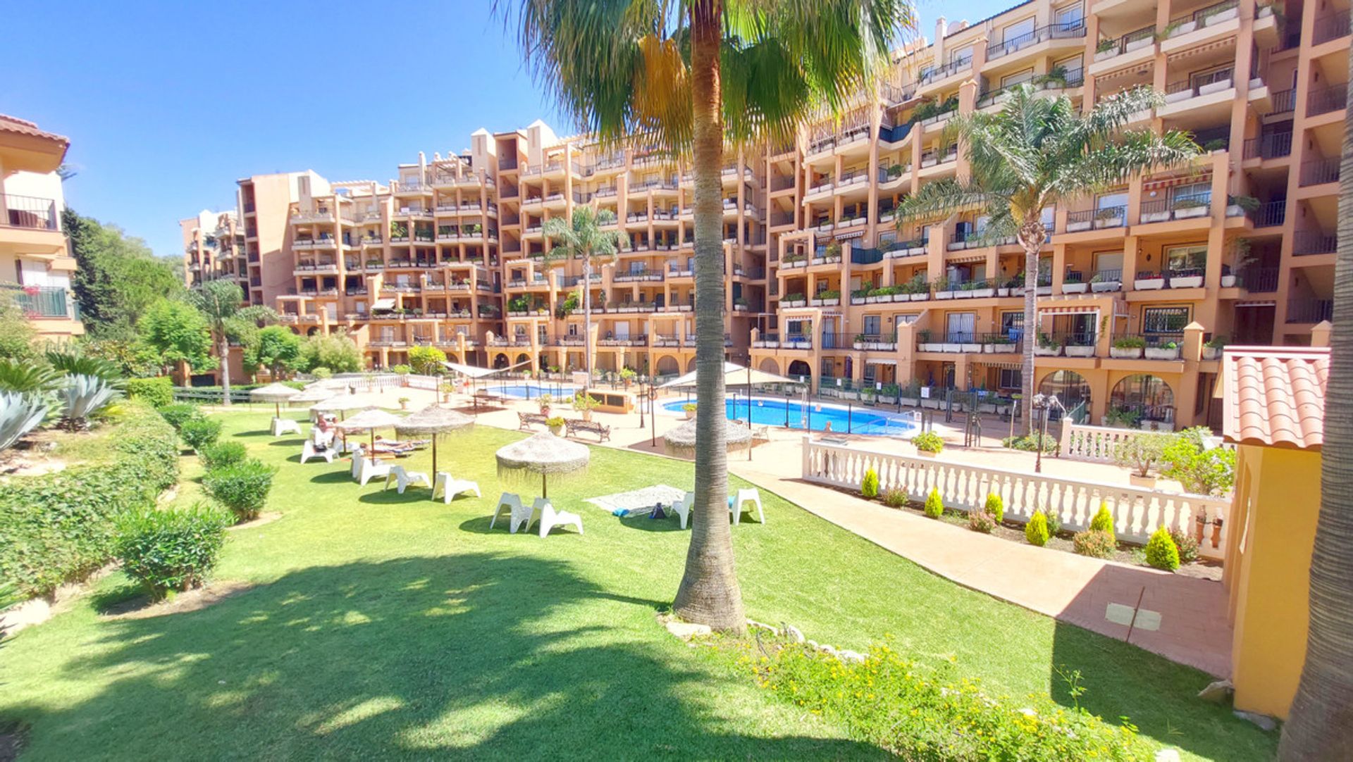 Condominio en Fuengirola, Andalucía 10737116