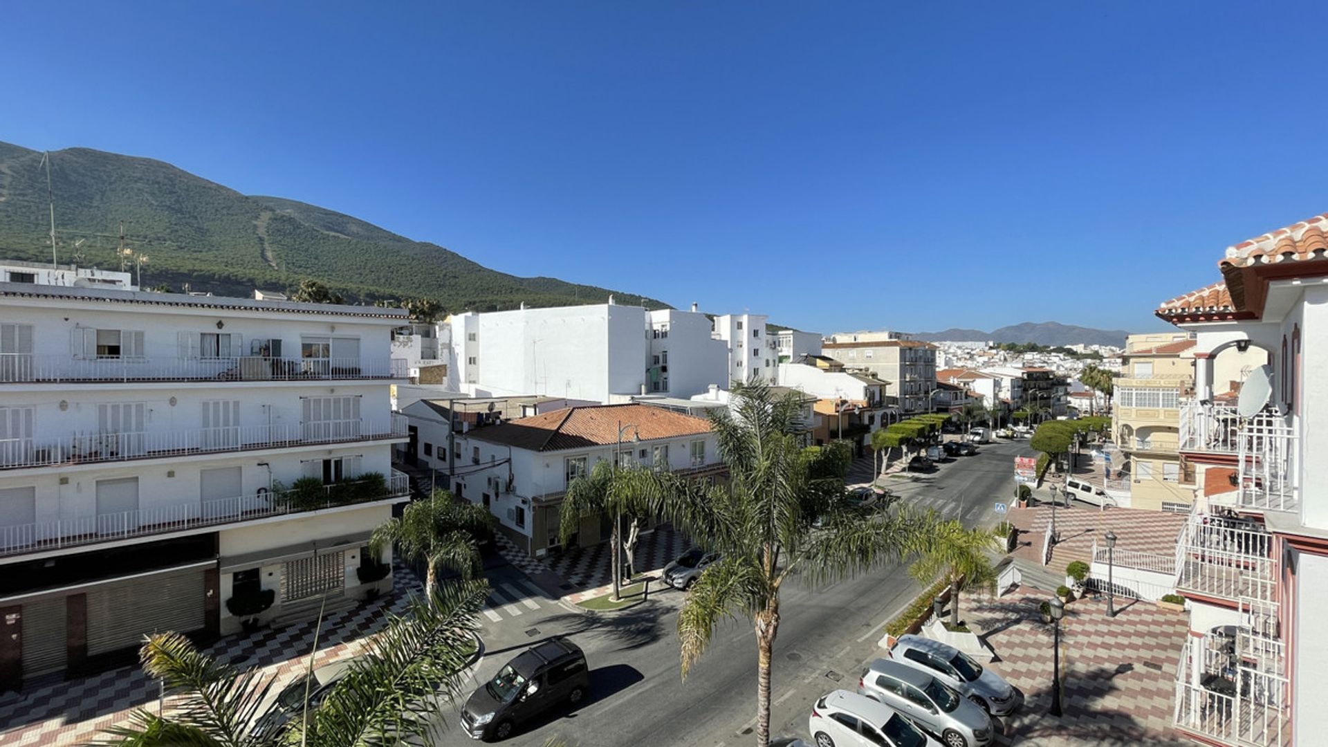 Кондоминиум в Alhaurín el Grande, Andalucía 10737120