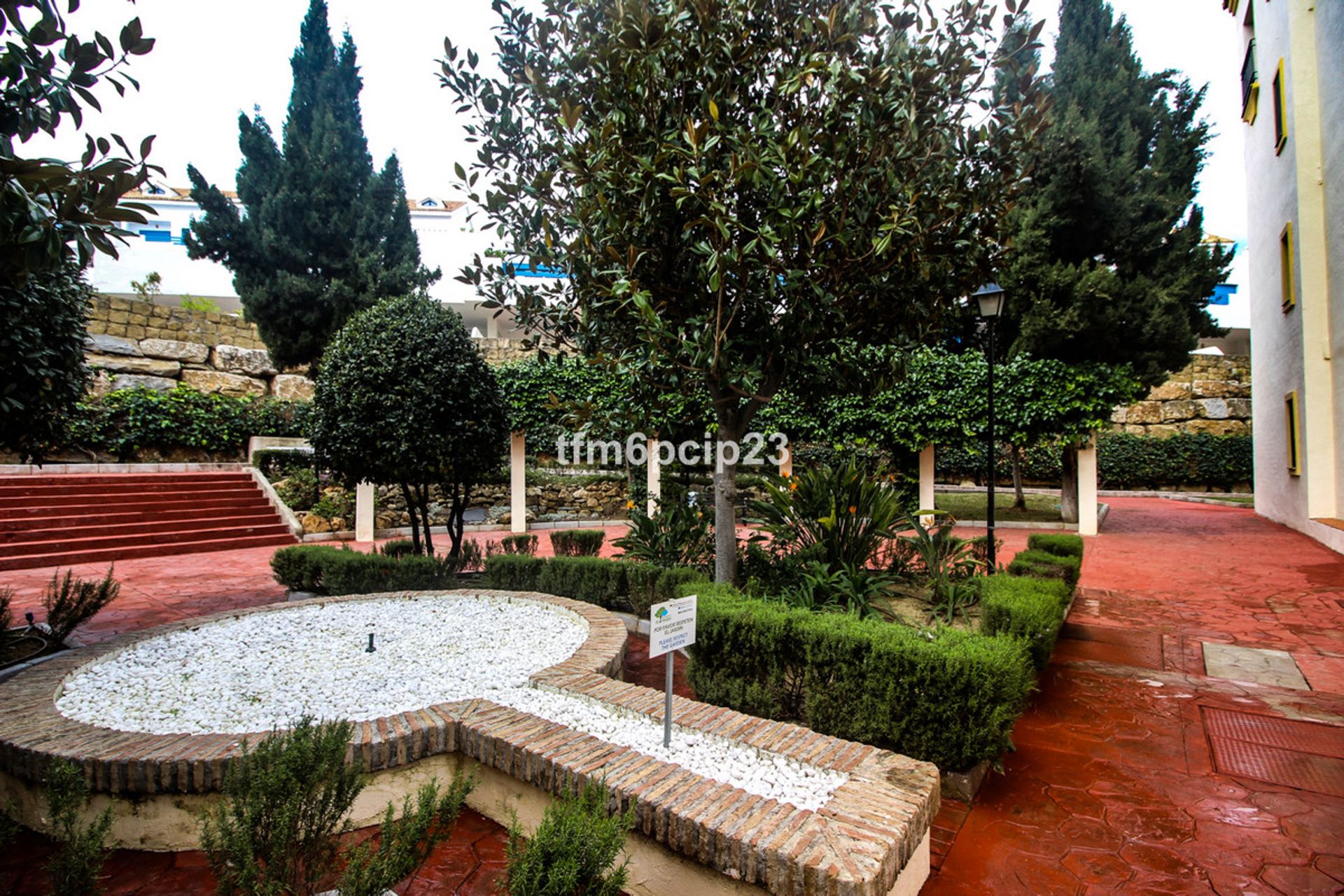 Condominium in Castillo de Sabinillas, Andalusia 10737211