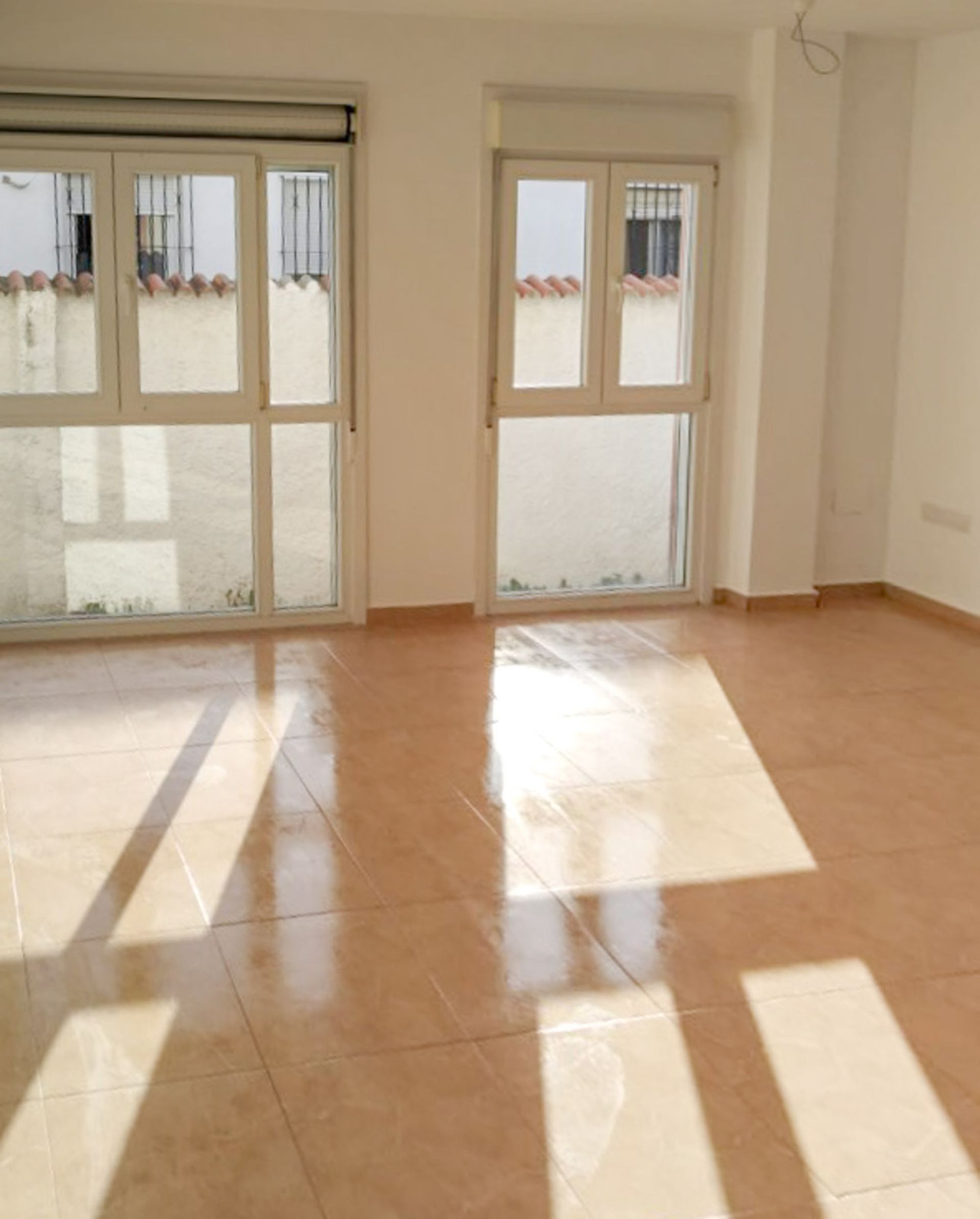 Condominium dans Alhaurín de la Torre, Andalucía 10737243