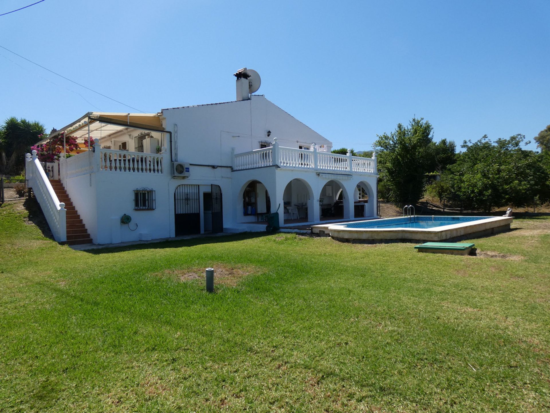 Casa nel Alhaurín el Grande, Andalucía 10737293