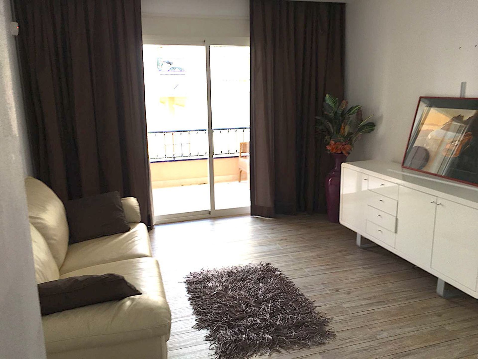 Condominium in El Angel, Andalusia 10737665