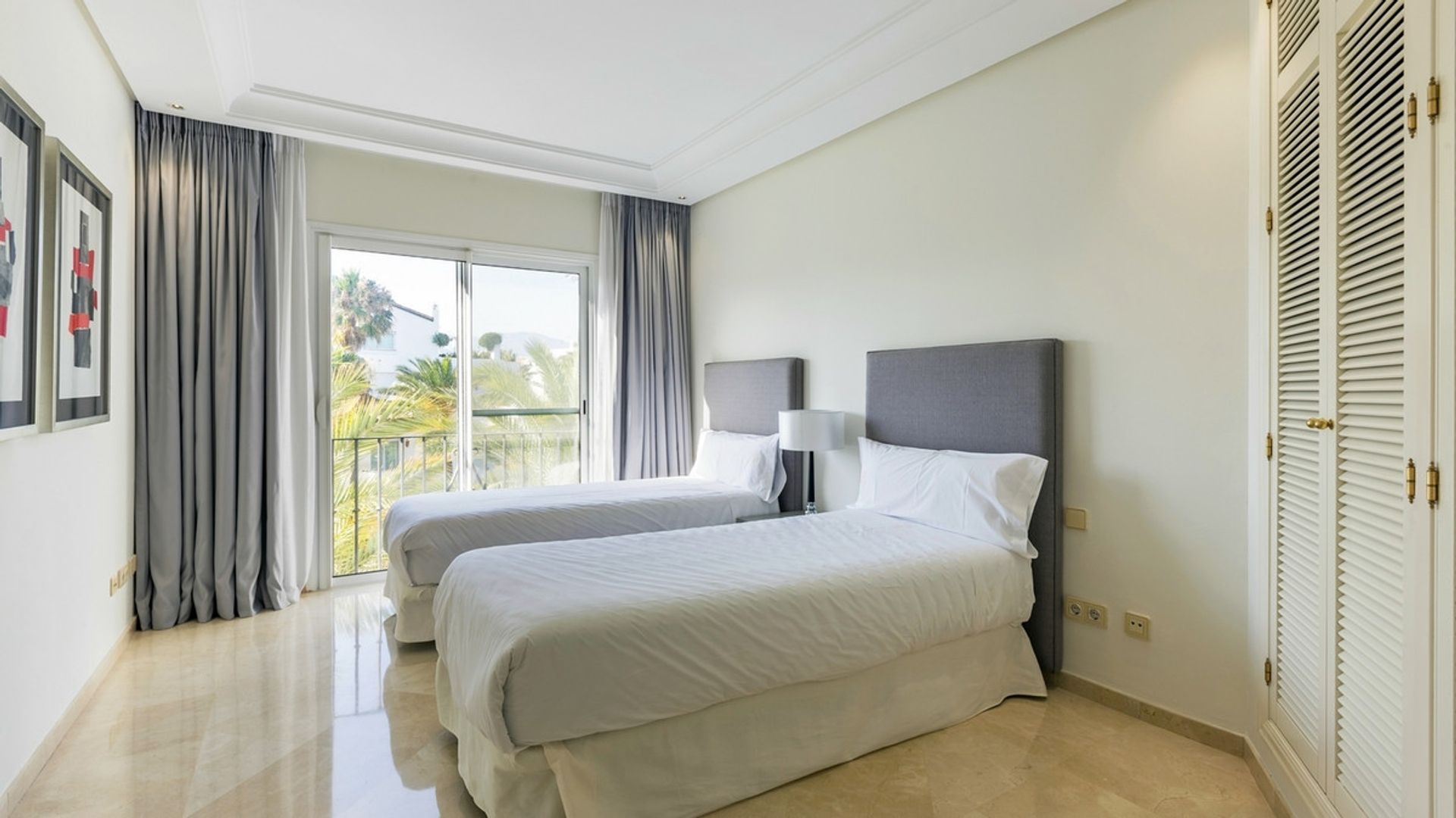 Condominium dans Marbella, Andalucía 10737782