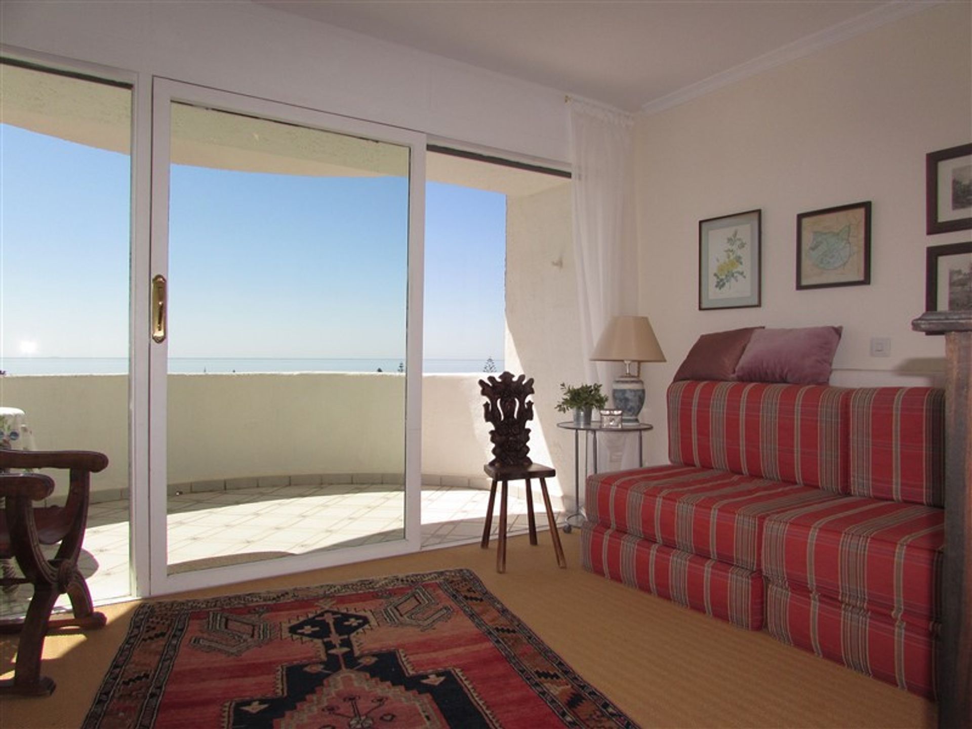 Condominium in Marbella, Andalucía 10737806