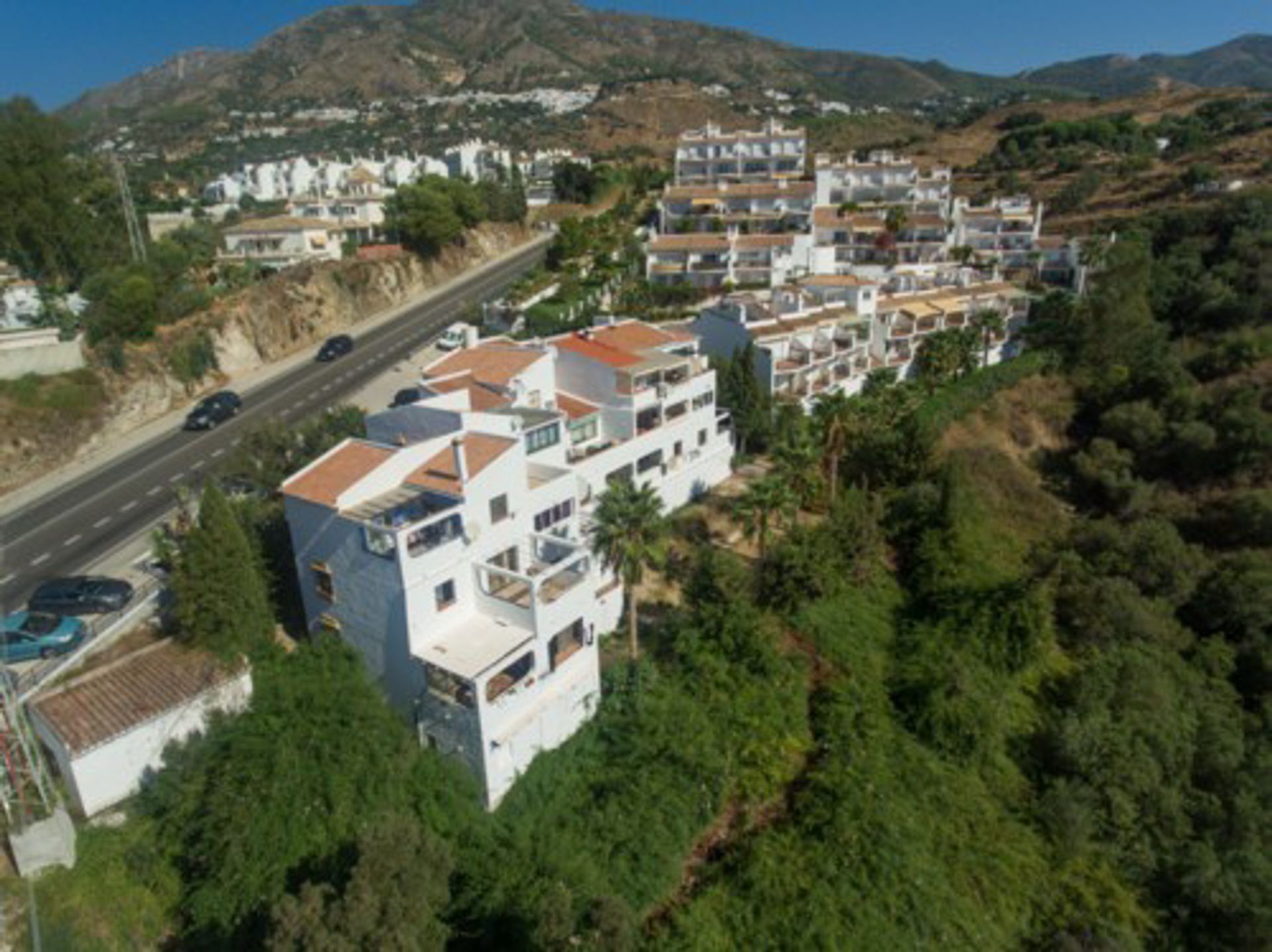 Industriell im Mijas, Andalusien 10737925