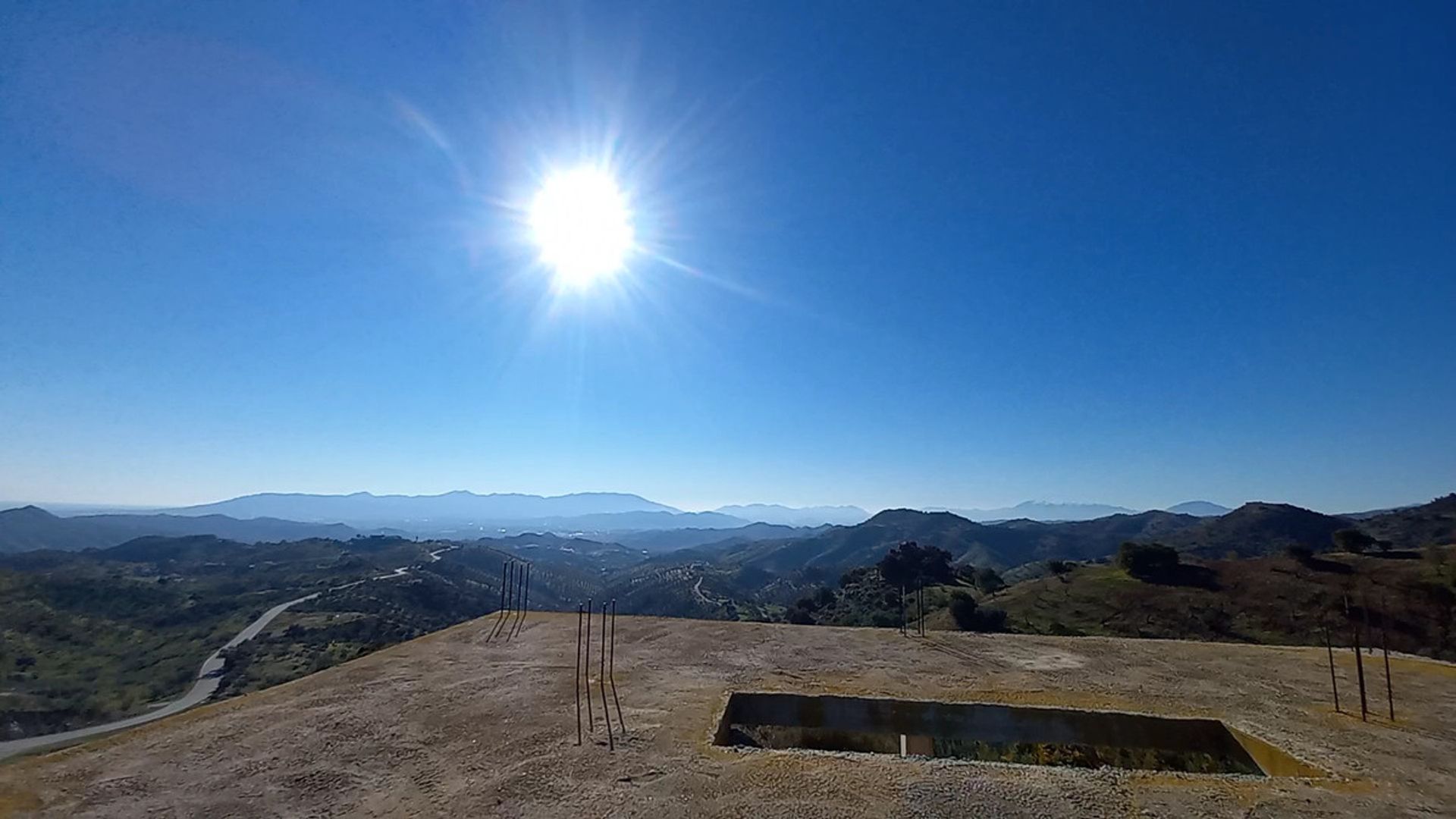 土地 在 Almogía, Andalucía 10737943