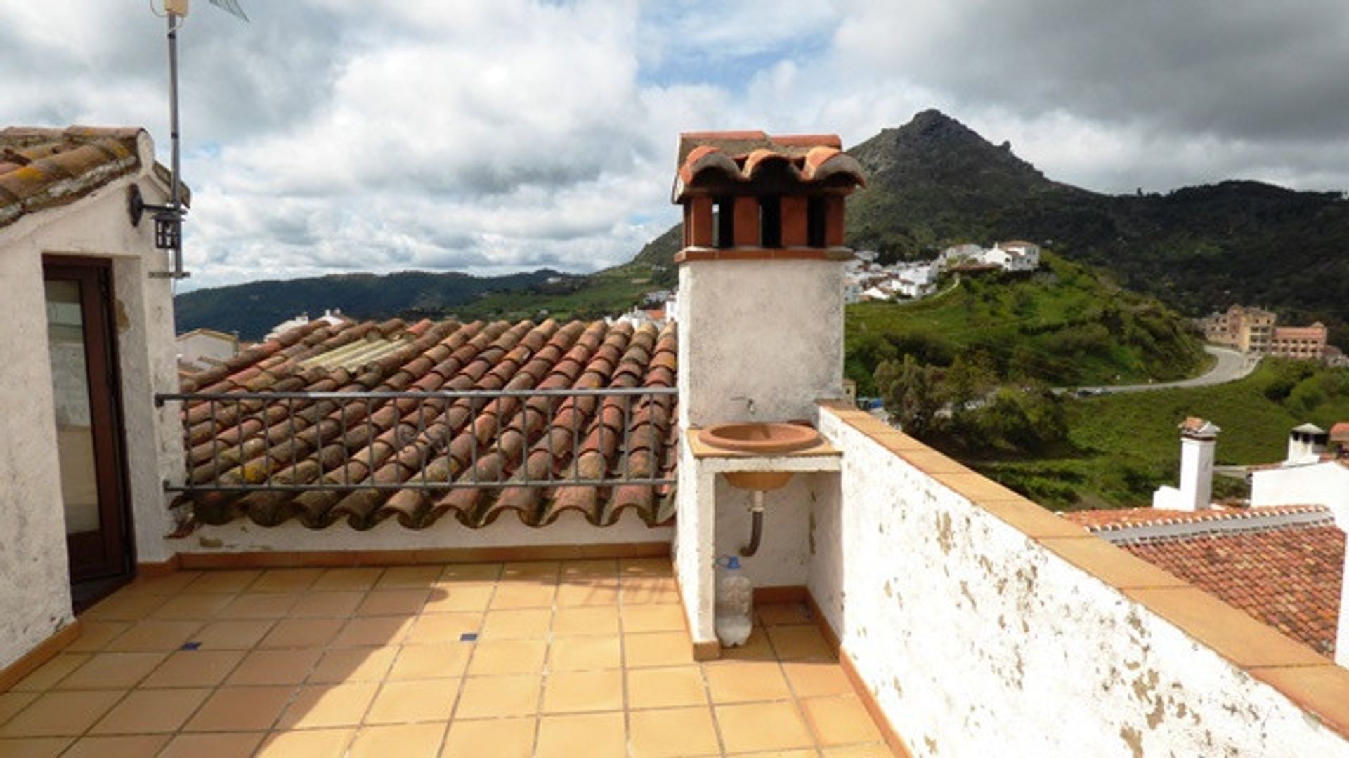 casa no Gaucin, Andaluzia 10738049