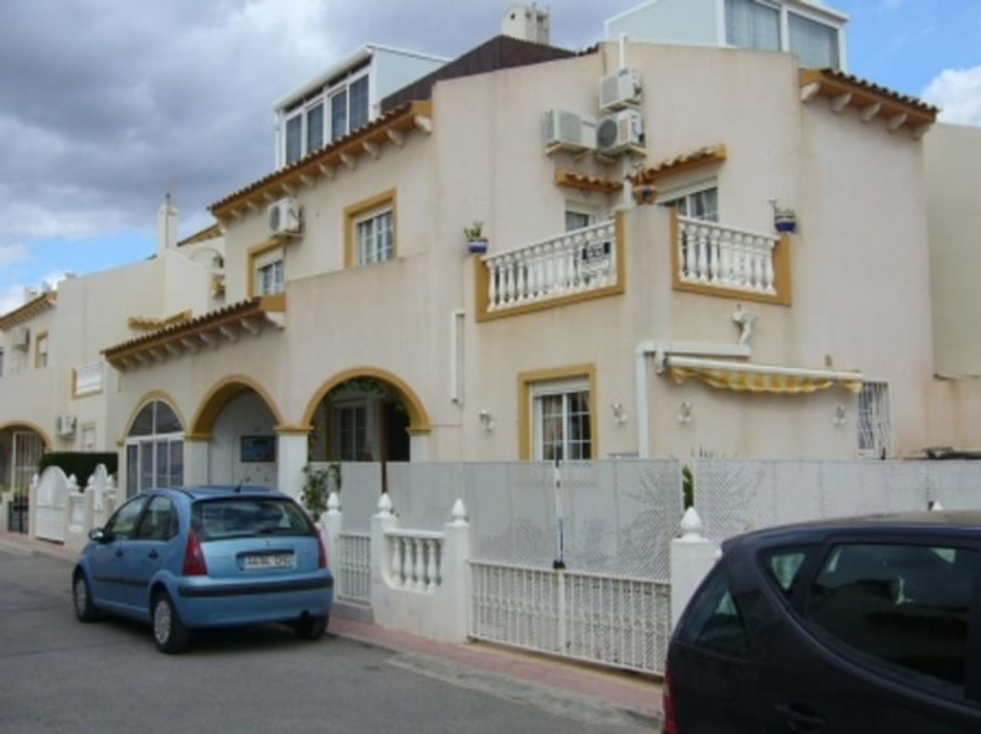 Rumah di Kampoamor, Valencia 10738741