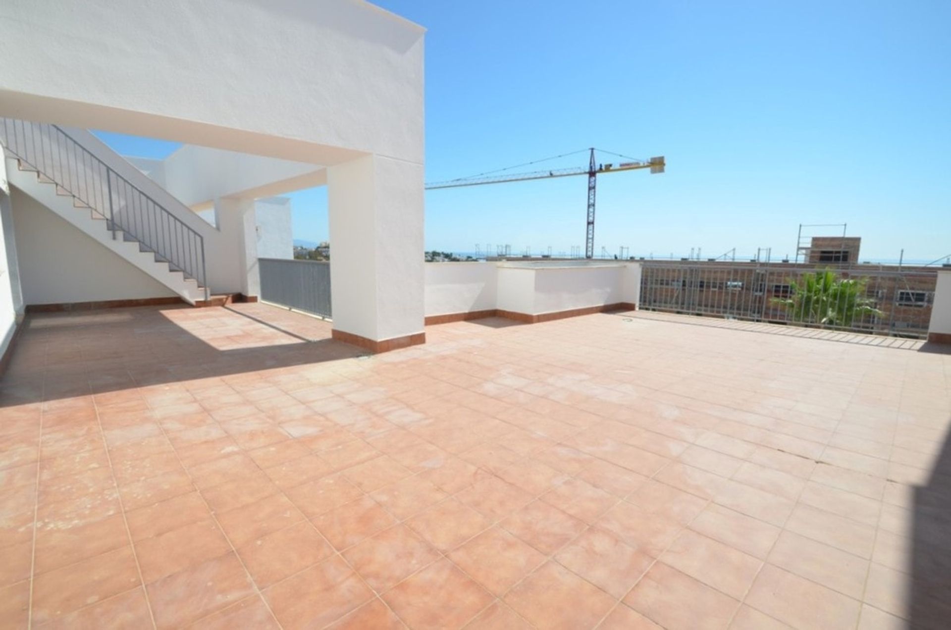 Condominium in San Luis de Sabinillas, Andalusië 10738880