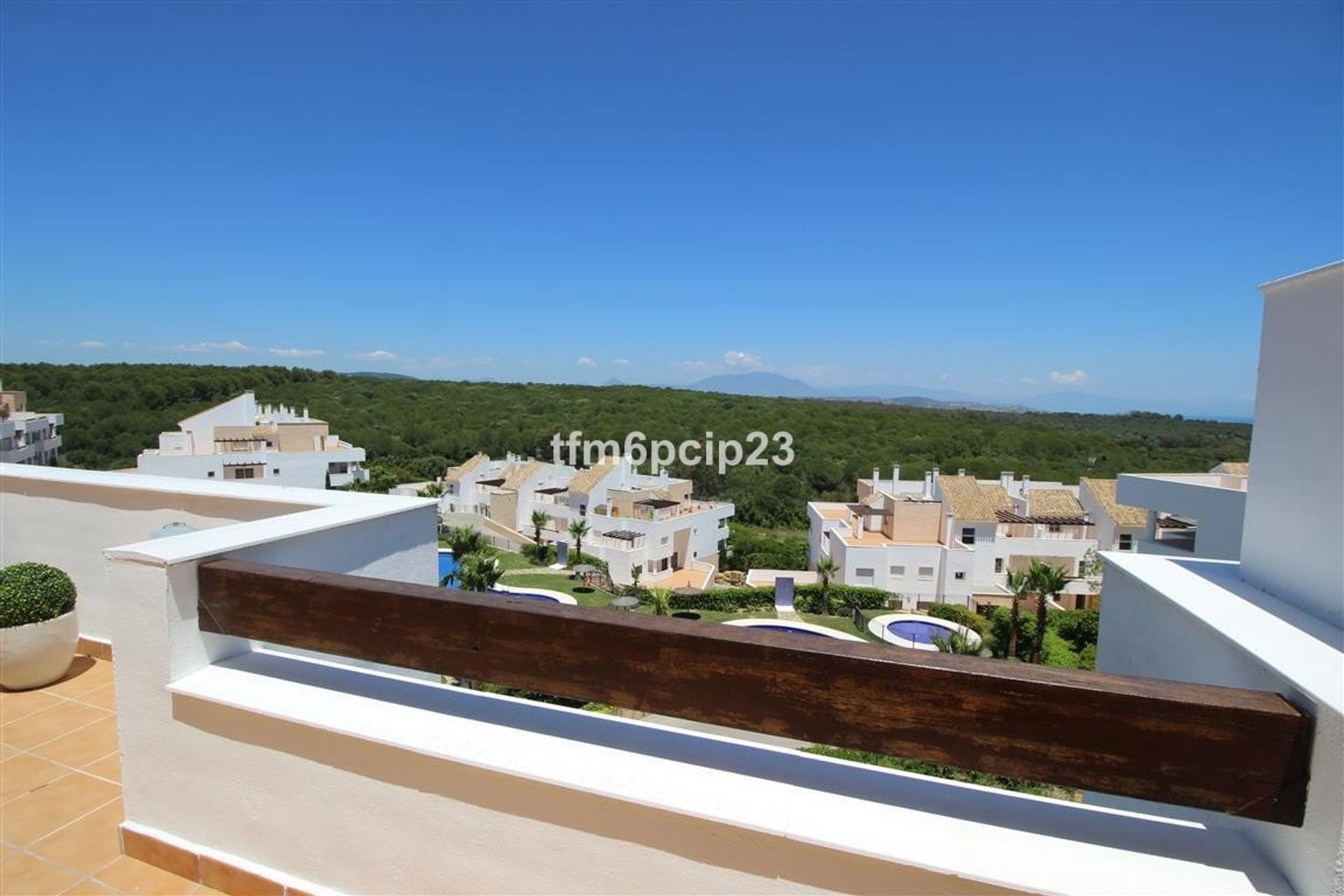 Condominium dans San Roque, Andalucía 10738883