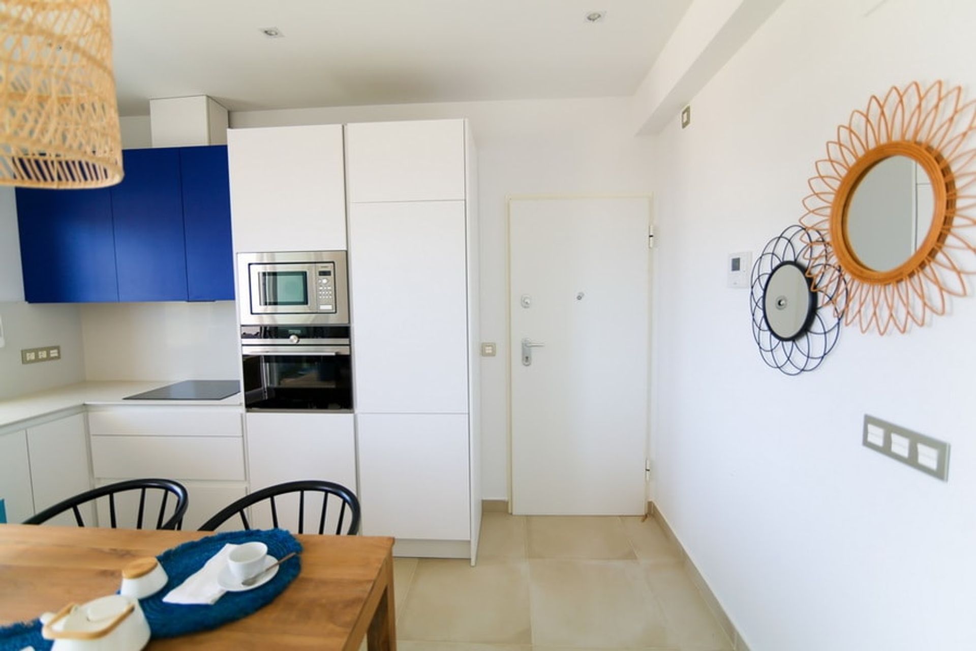 Condominium in La Vila Joiosa, Comunidad Valenciana 10739341