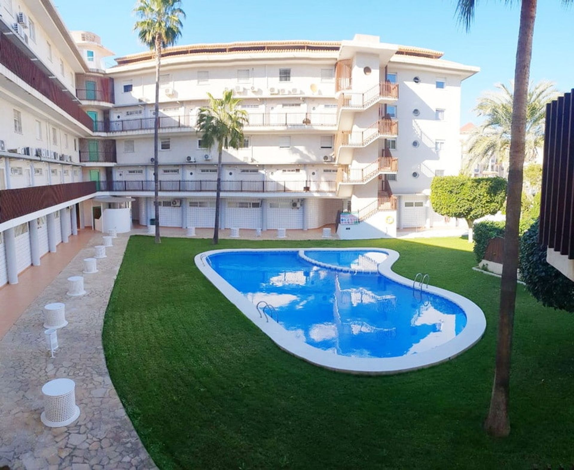 Condominium in Albacete, Castilla-La Mancha 10739419