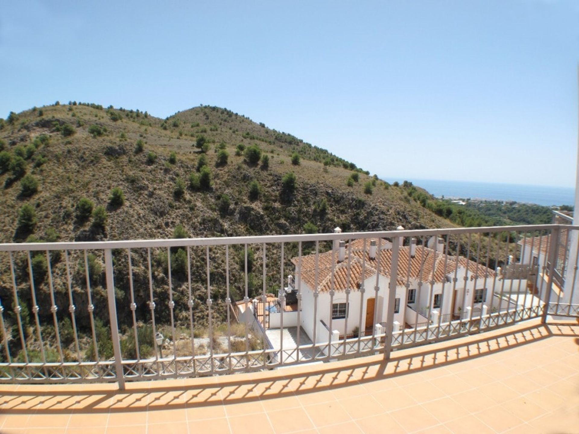 بيت في Frigiliana, Andalucía 10739746