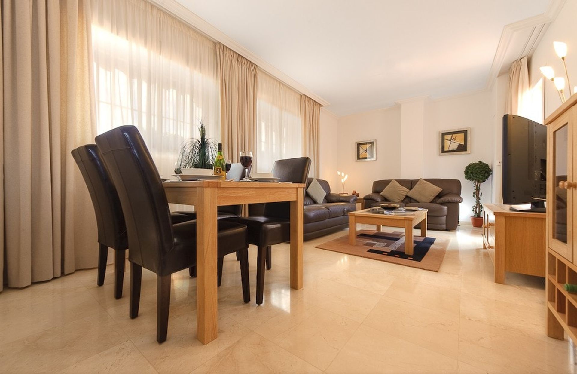 Condominio nel Casares, Andalusia 10739890