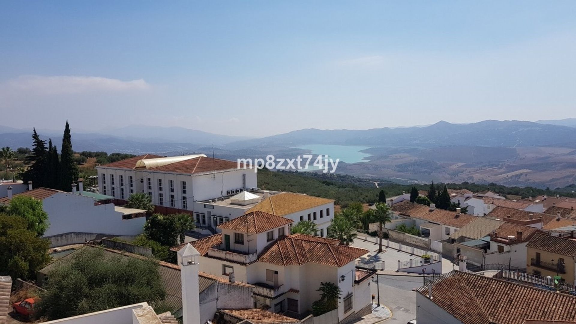 Condominium in Periana, Andalusia 10739976