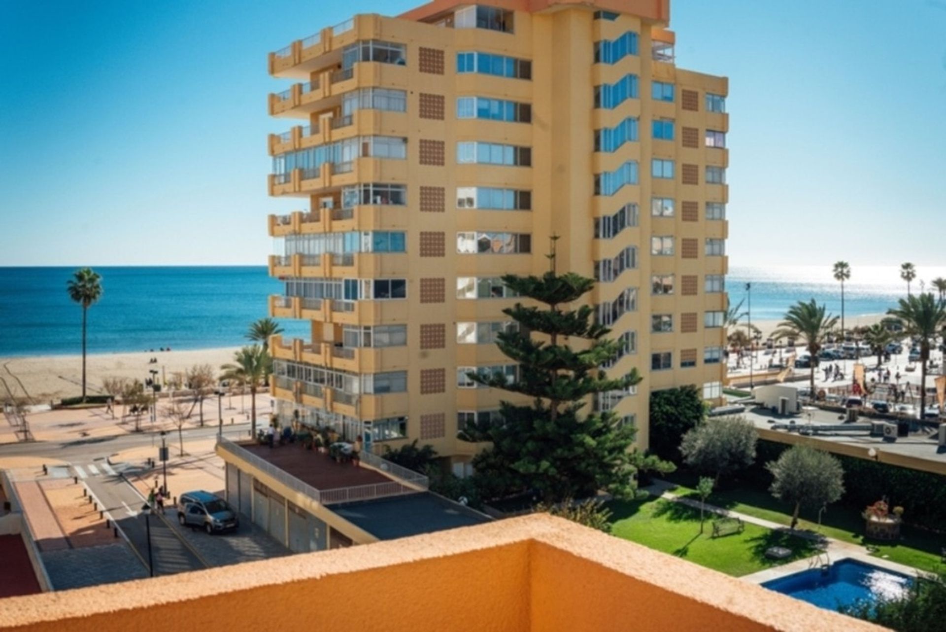 Condominio nel Fuengirola, Andalusia 10740077