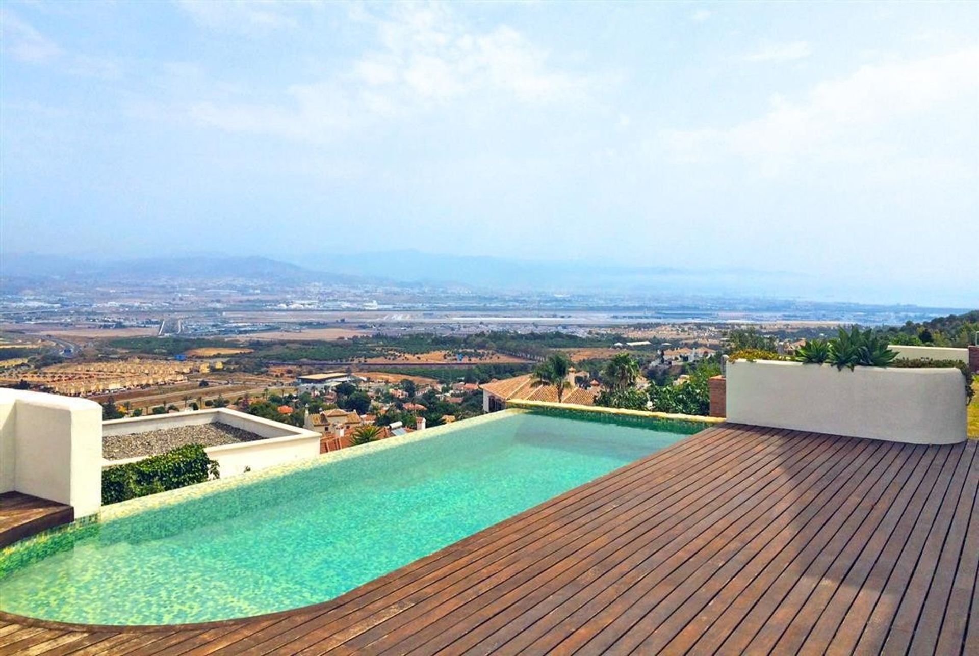 Haus im Alhaurin de la Torre, Andalusien 10740451