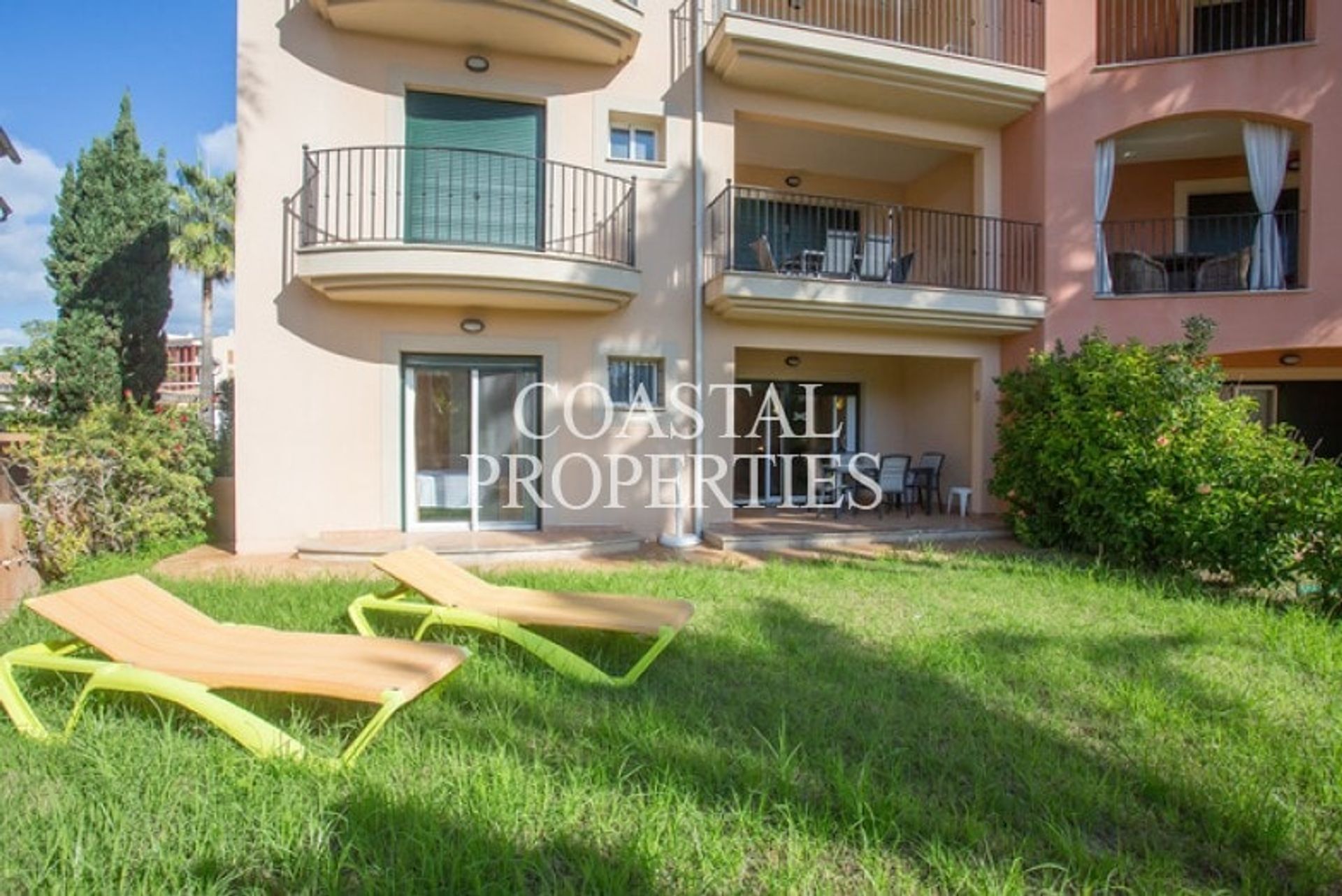 Condominium in Calvia, De Balearen 10740478