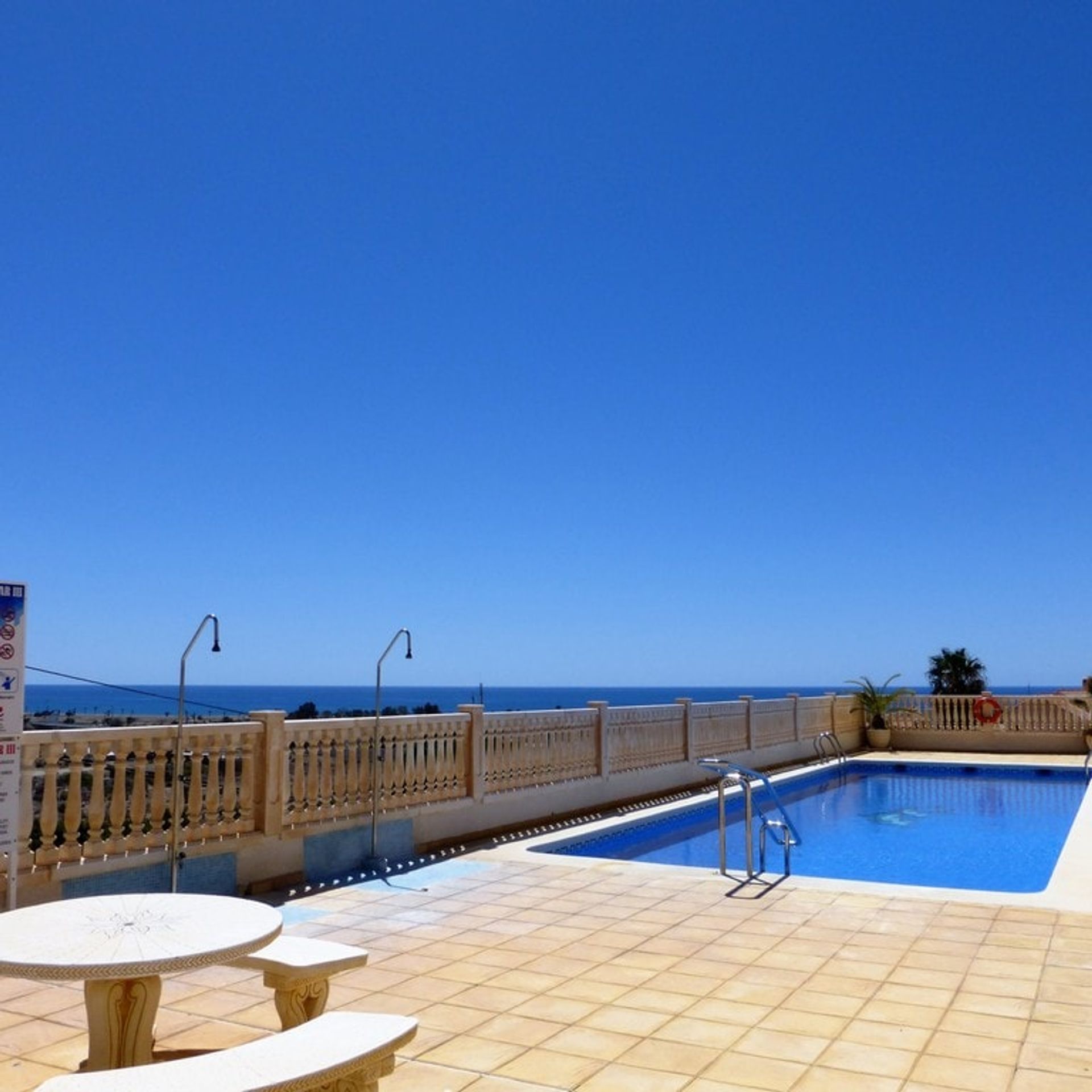 Condominium in Mazarron, Murcia 10740654