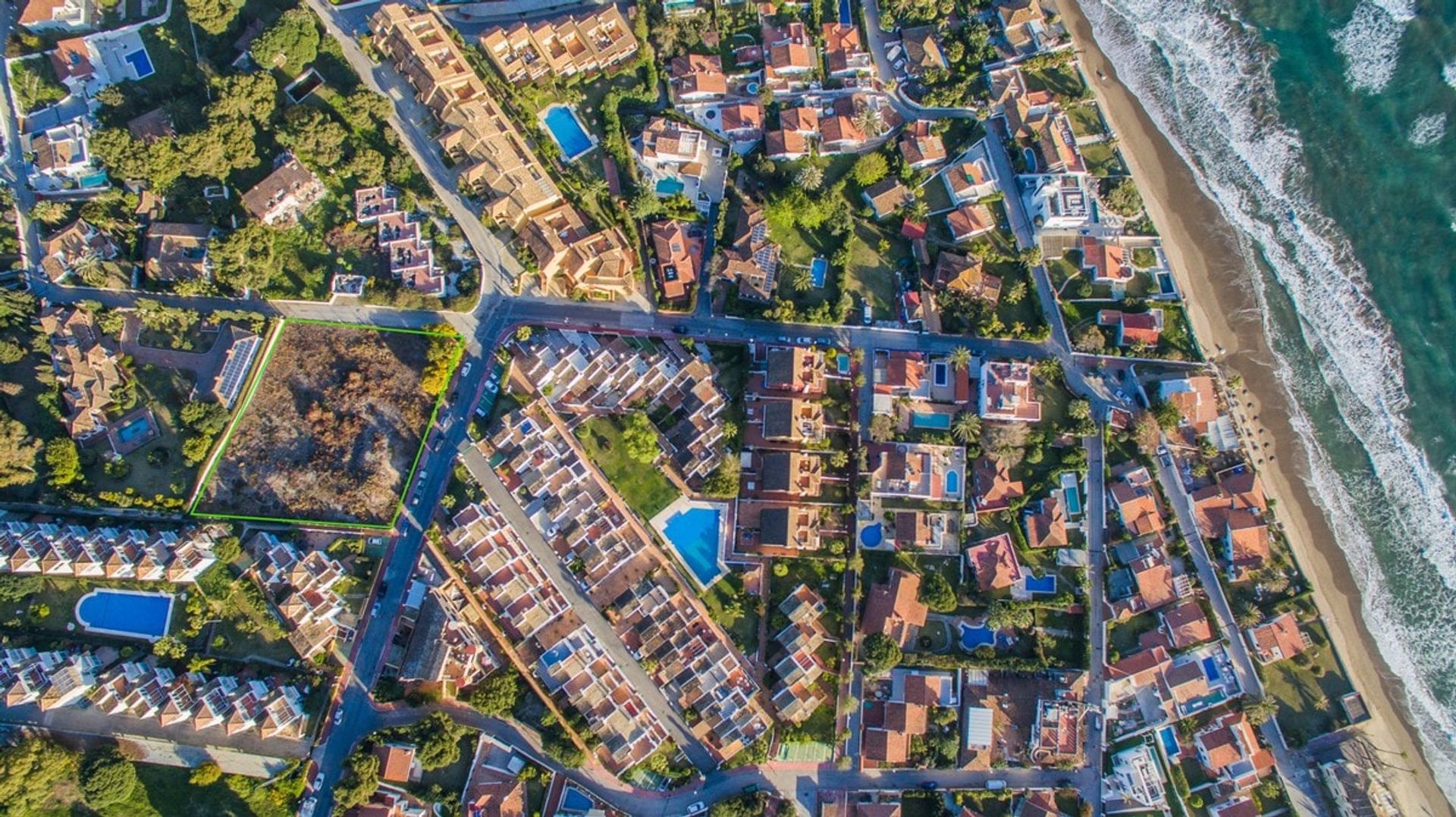 Land in Marbella, Andalusië 10740739