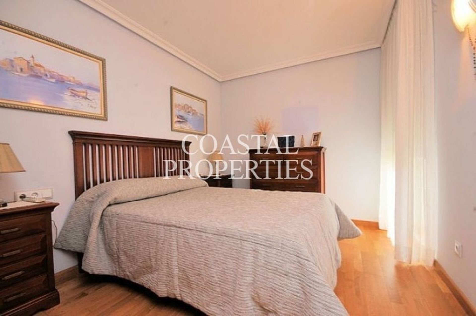 Condominium in Palma Nova, Balearic Islands 10740858