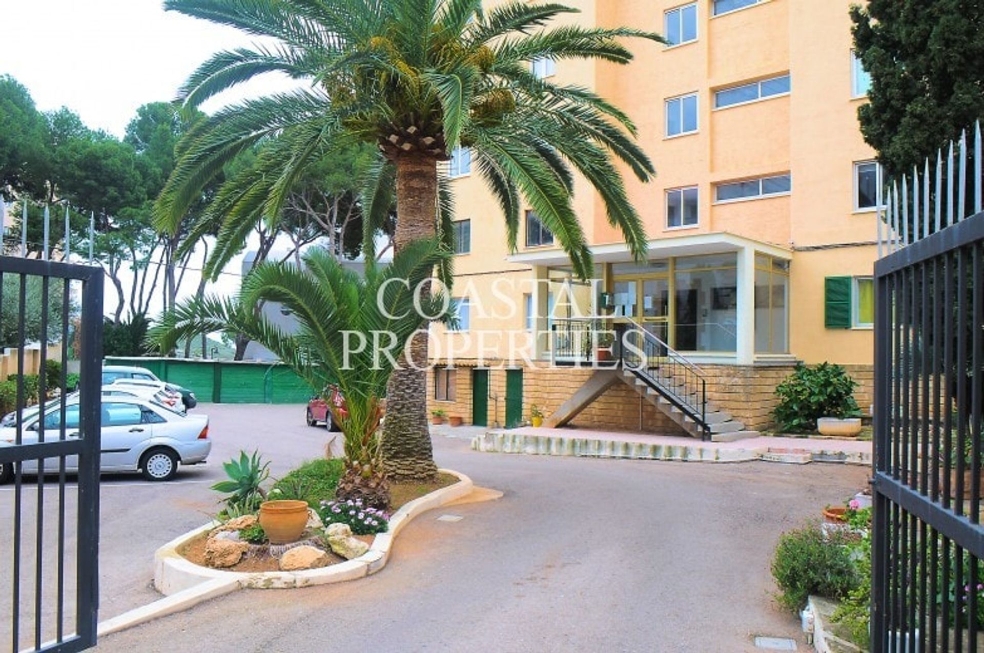 Condominium in Calvia, De Balearen 10741012