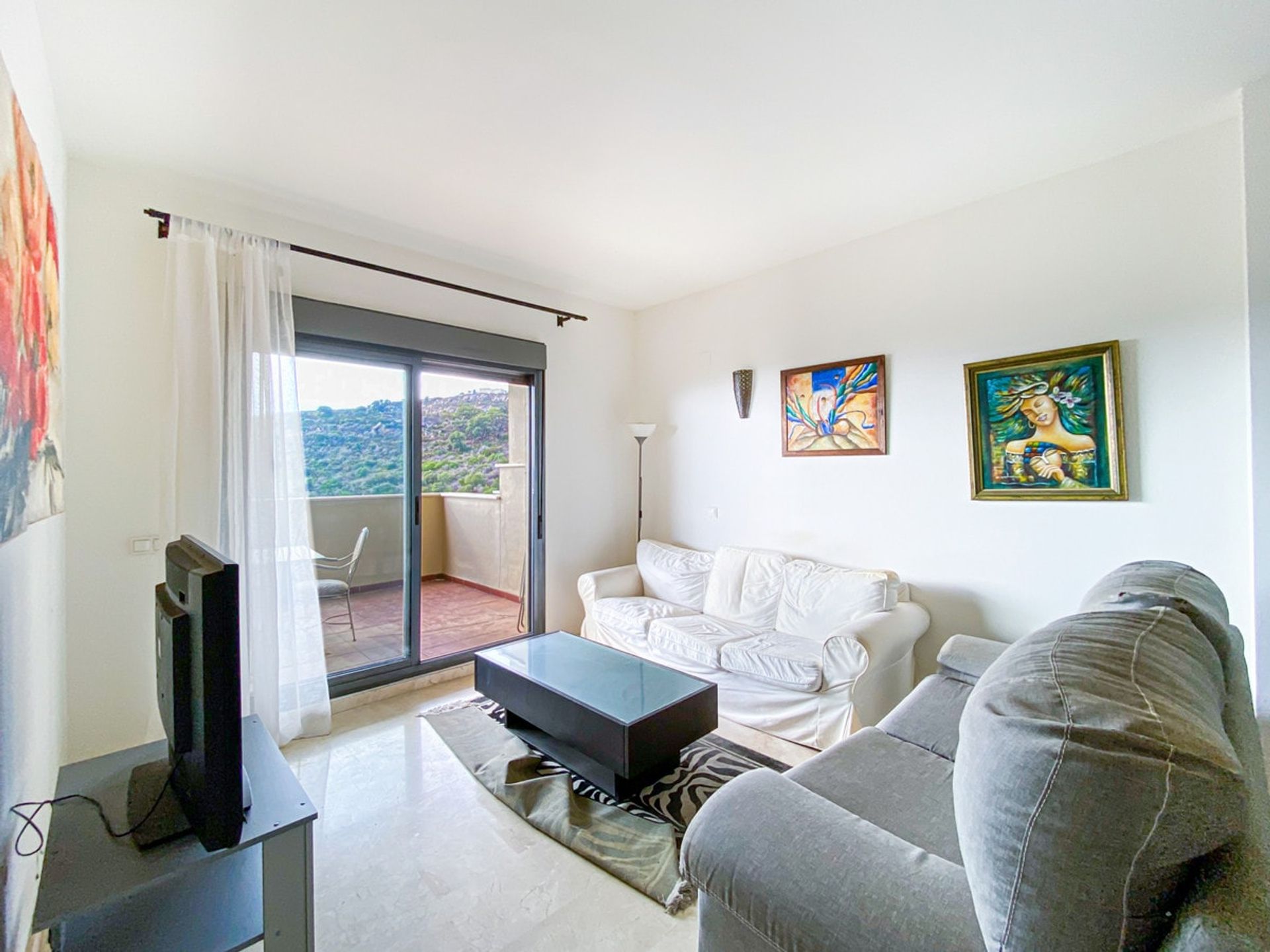 Condominium in Castillo de Sabinillas, Andalusië 10741041