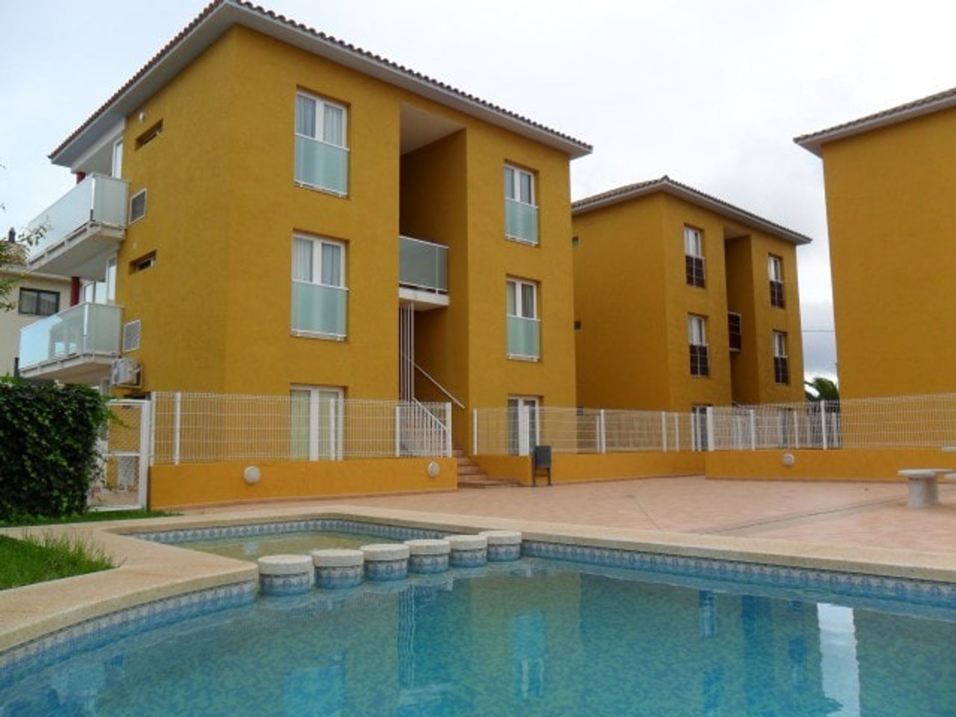 Condominium in Sant Just Desvern, Catalonia 10741105