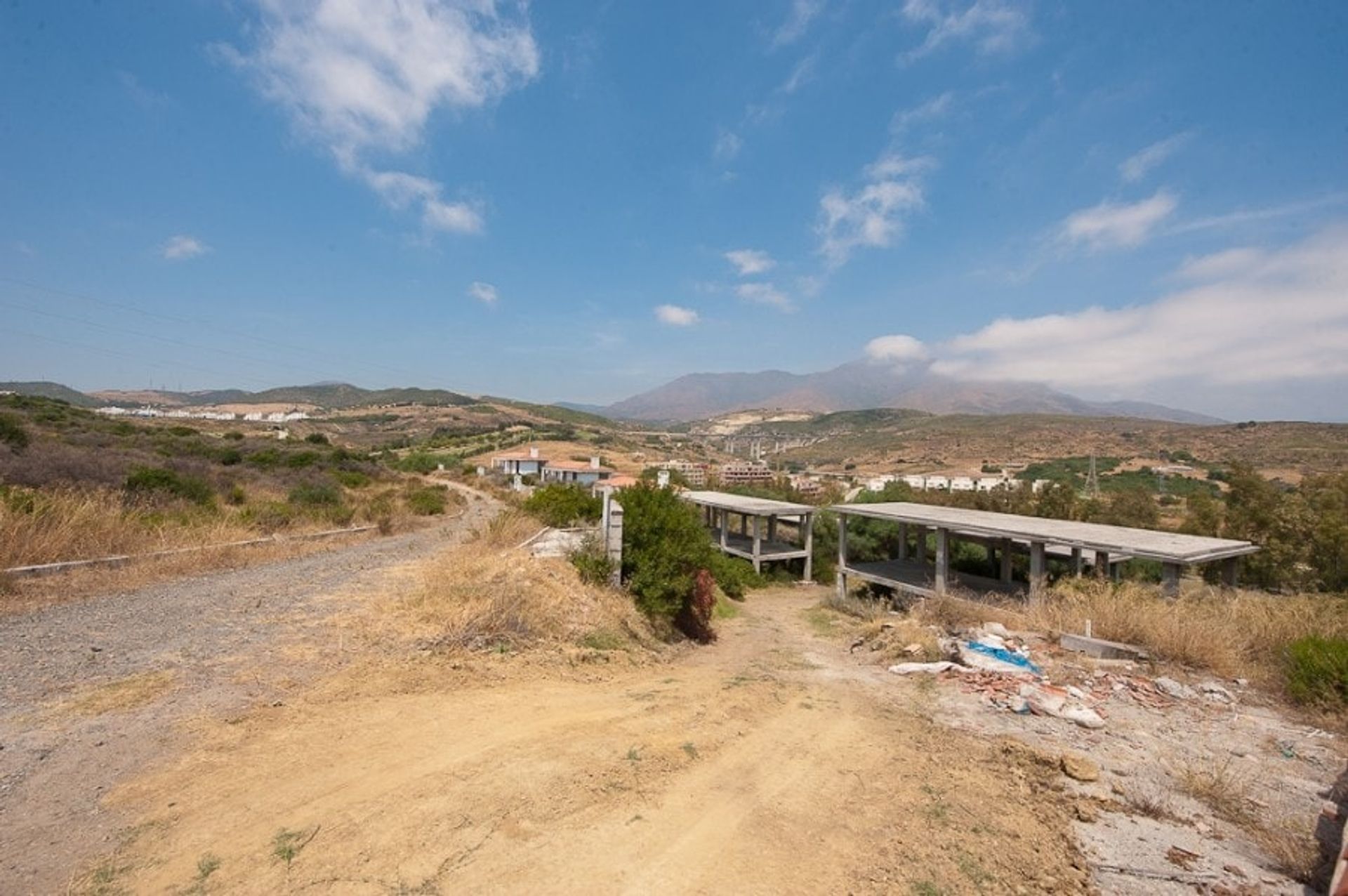 土地 在 Estepona, Andalucía 10741420