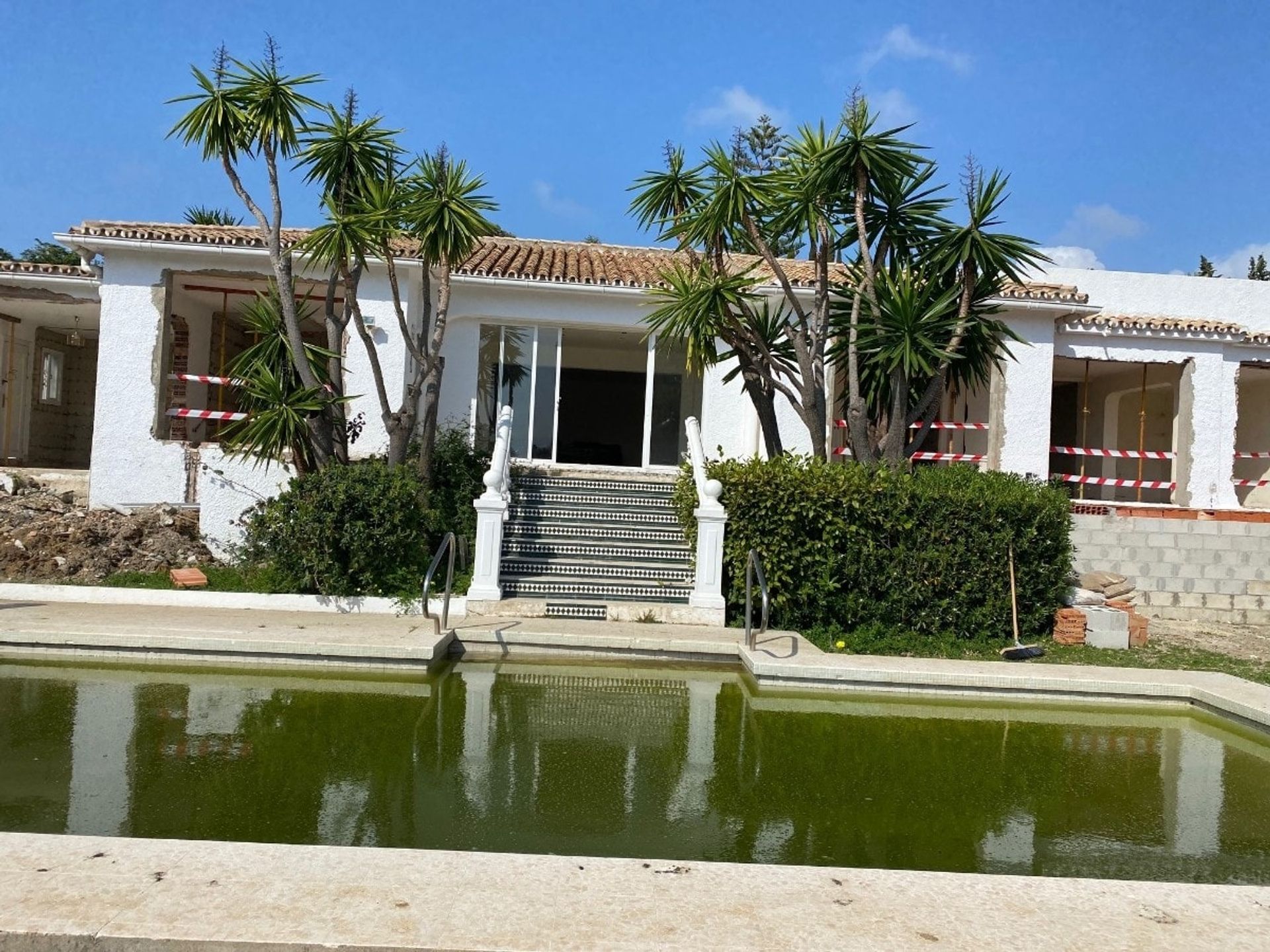 Huis in Estepona, Andalucía 10741485