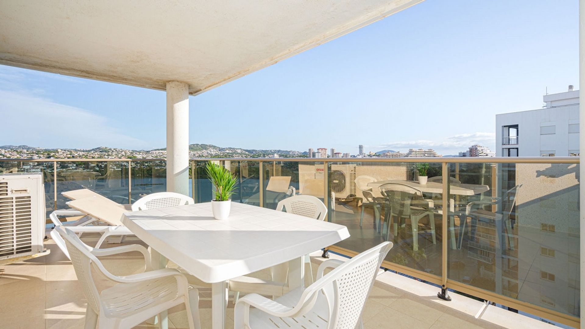 Condominium in Calpe, Comunidad Valenciana 10741568