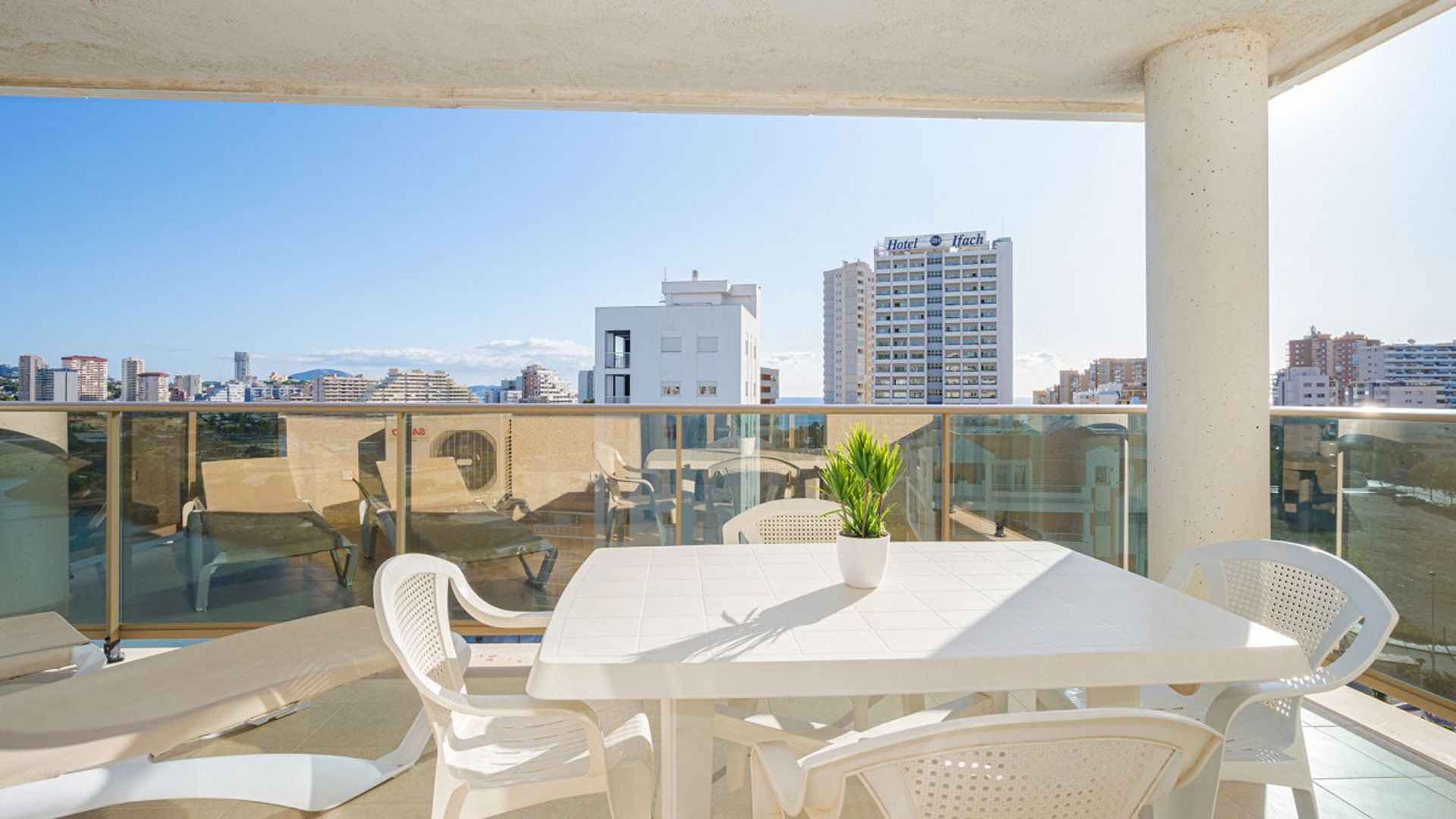 Condominio en Calpe, Comunidad Valenciana 10741568