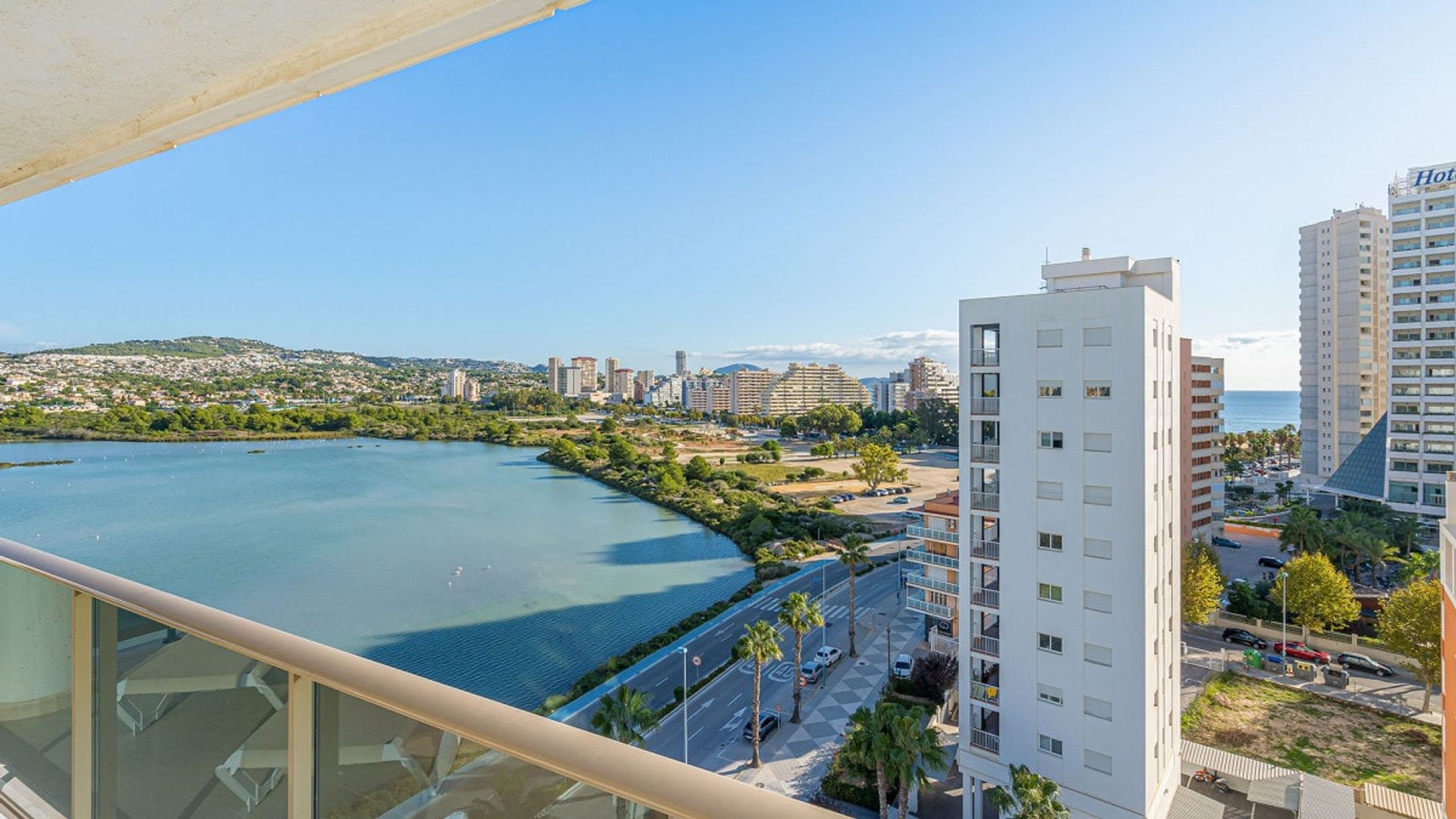 Condominium in Calpe, Comunidad Valenciana 10741568