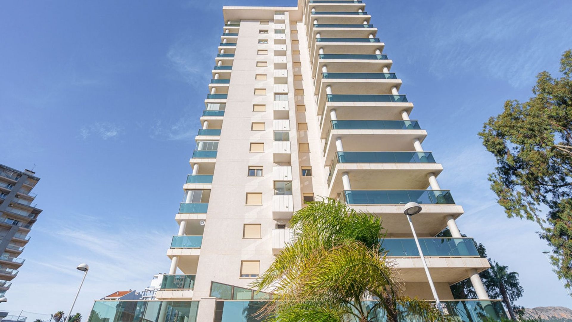 Condominium in Calpe, Comunidad Valenciana 10741568