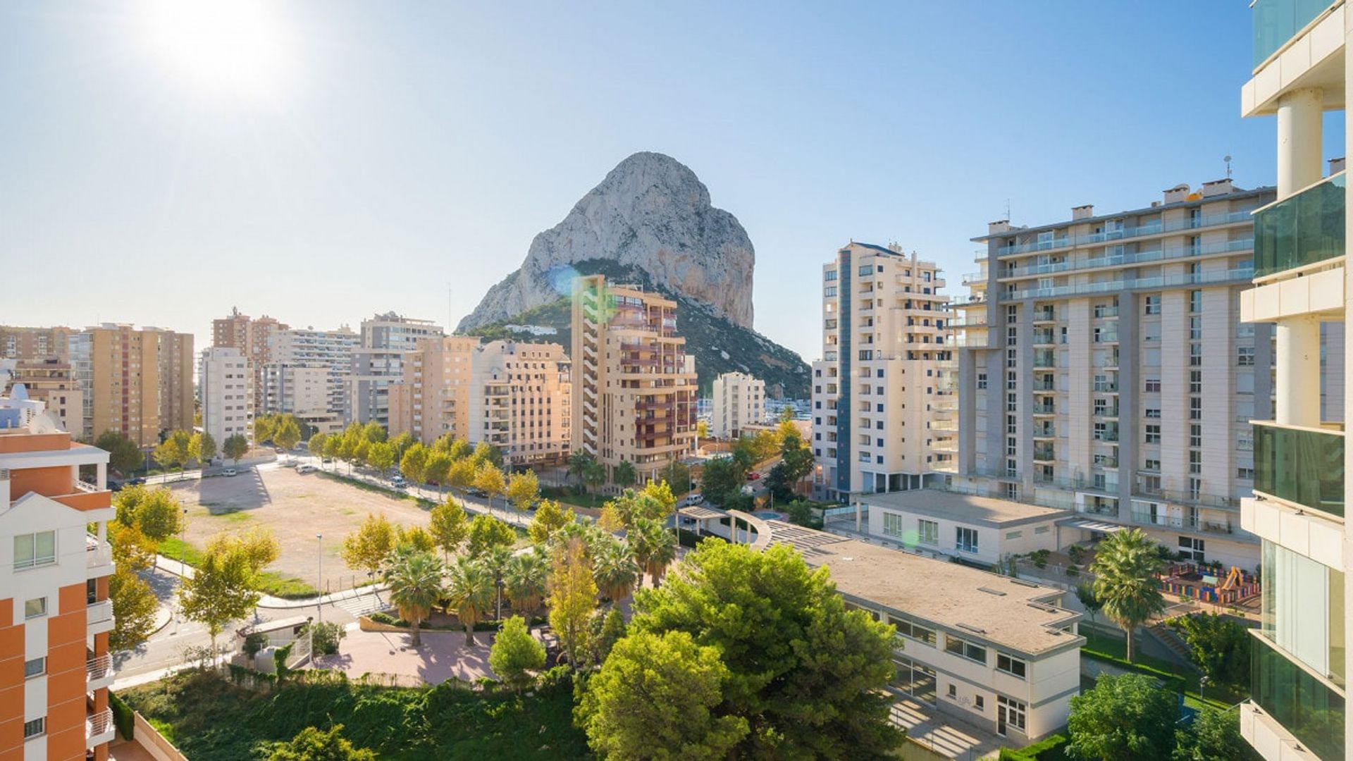 Condominium in Calpe, Comunidad Valenciana 10741568