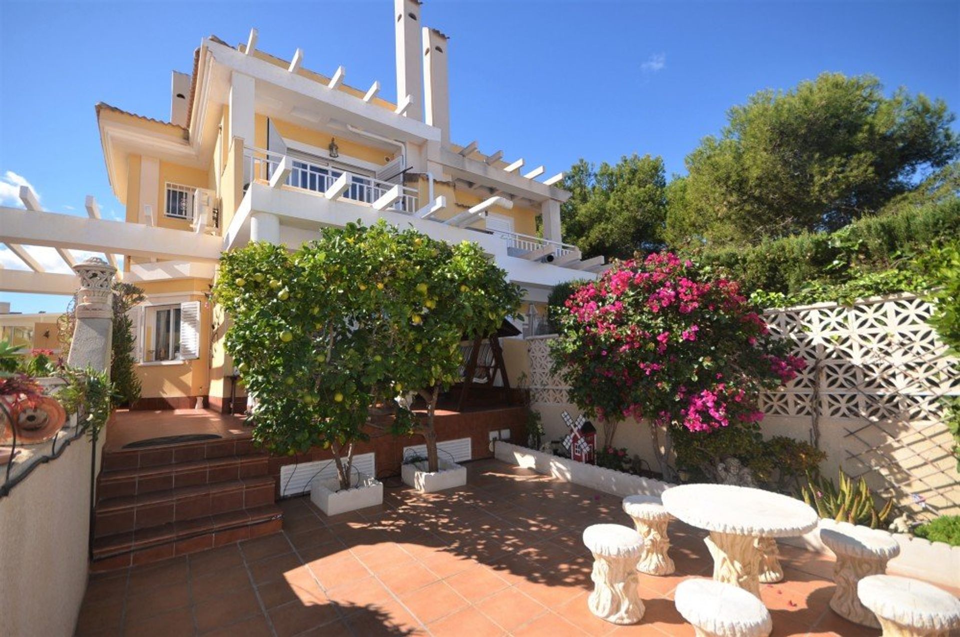 House in Santa Pola, Comunidad Valenciana 10741731