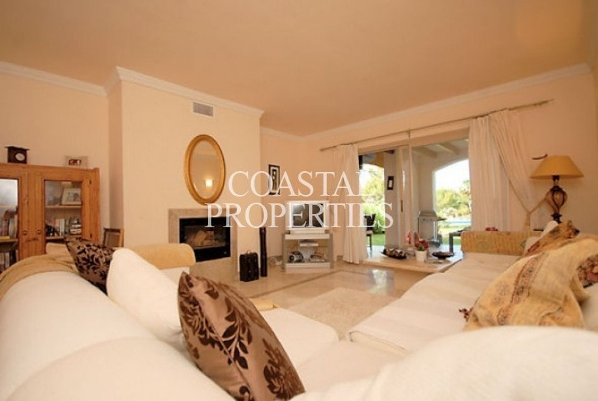 Condominium in Santa Ponsa, Balearic Islands 10741770