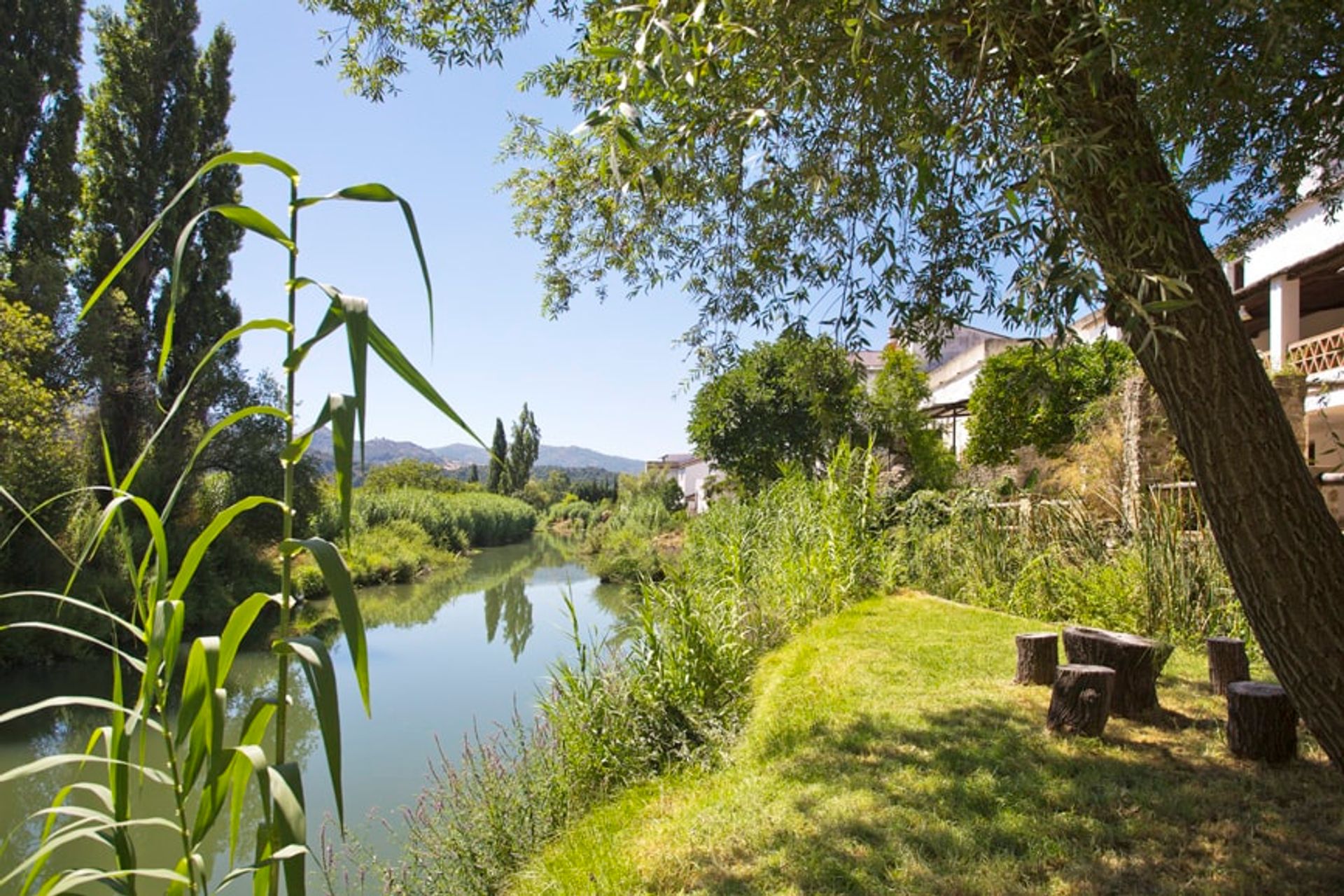 Industrieel in Ronda, Andalusië 10741824