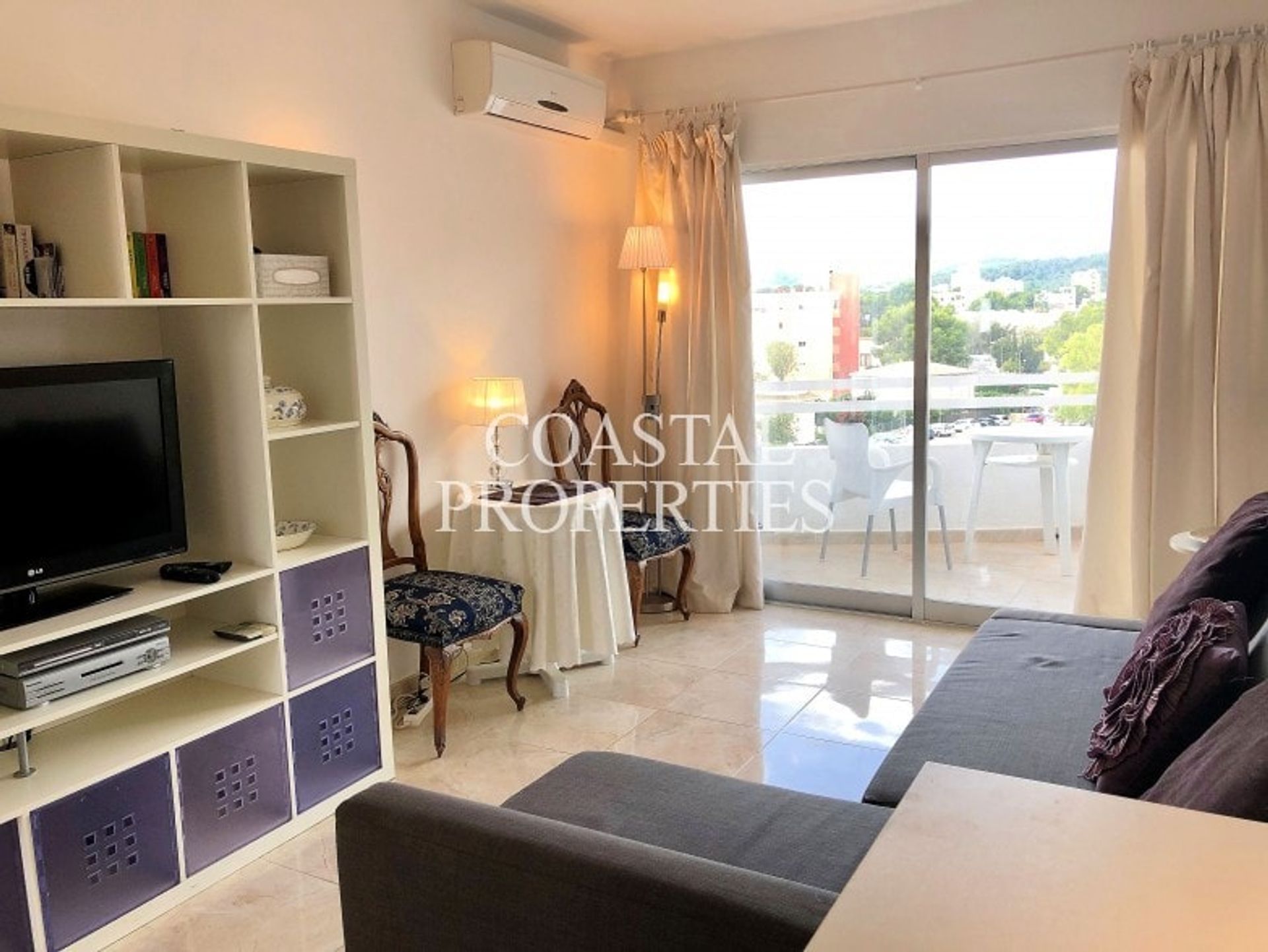 Condominium in Calvia, De Balearen 10742053