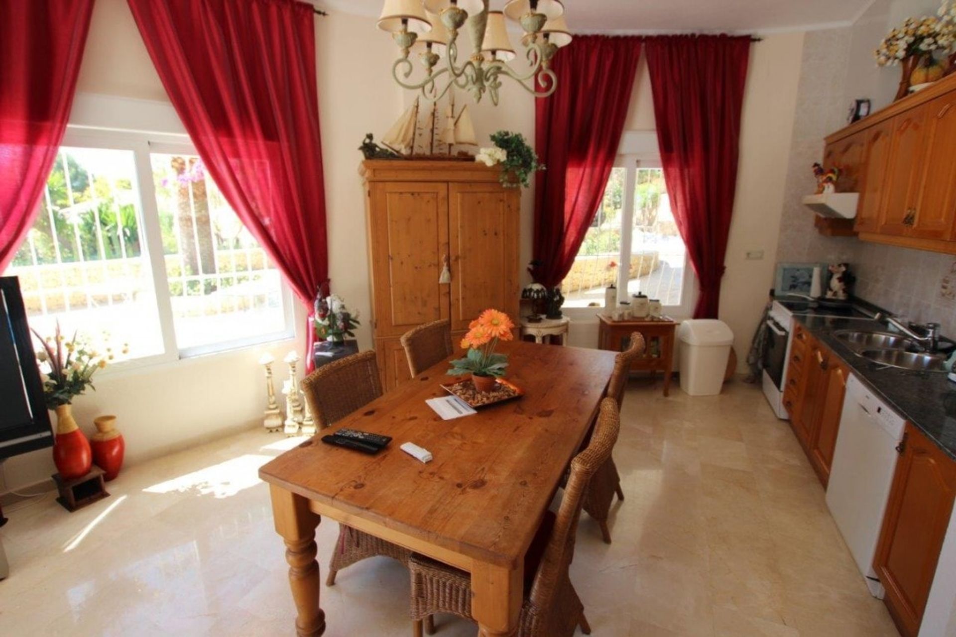 Rumah di Alicante (Alacant), Comunidad Valenciana 10742332