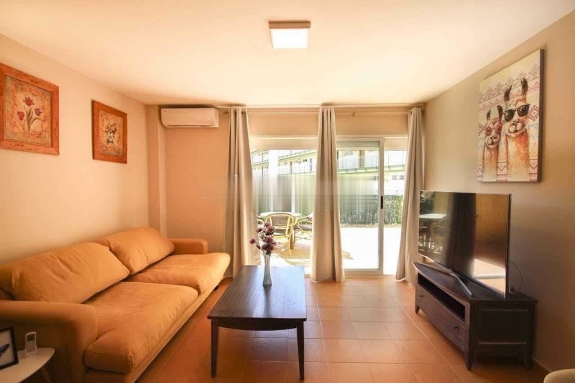 Condominium in Villafranqueza, Valencia 10742709