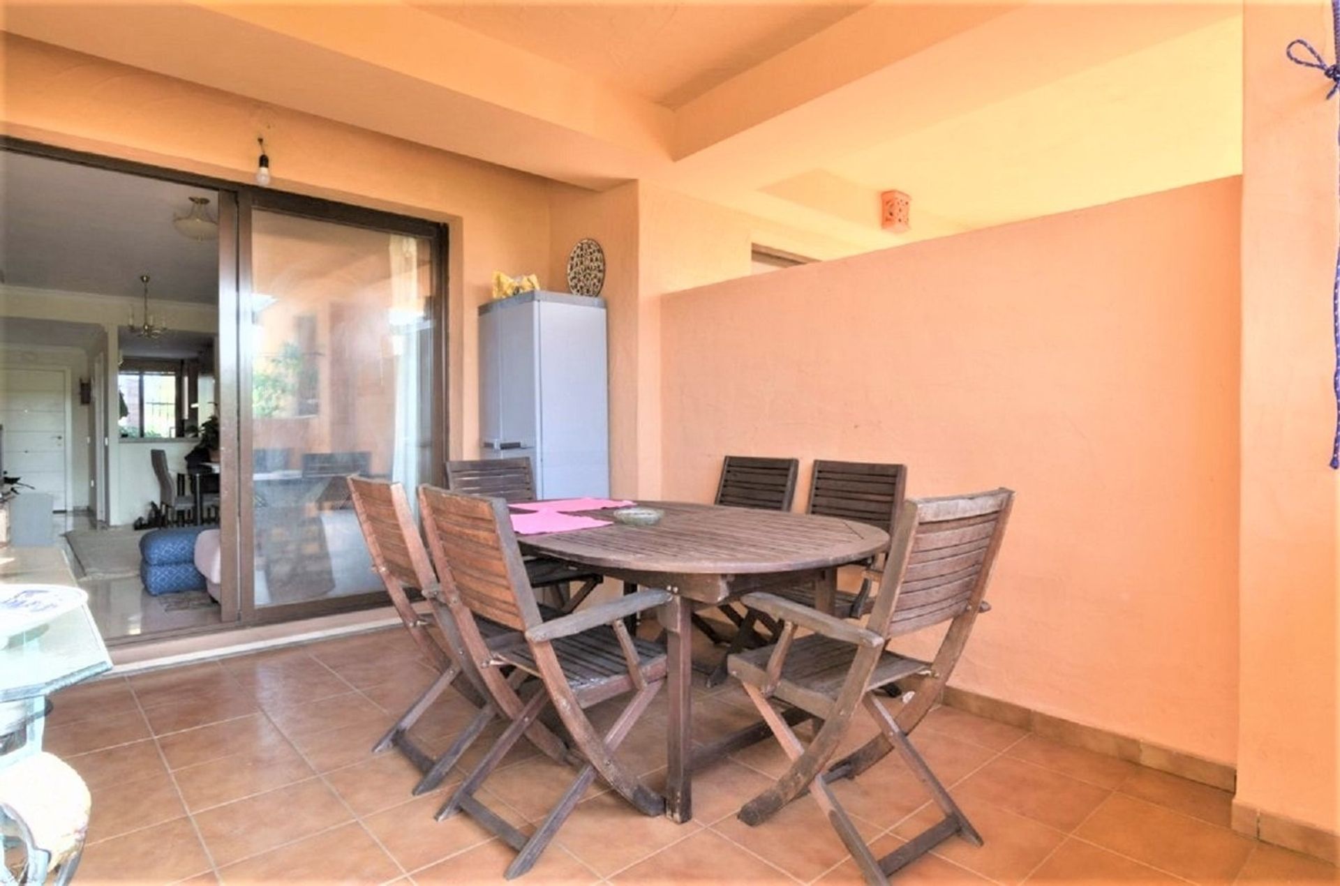 Condominium in Fuengirola, Andalusia 10742734