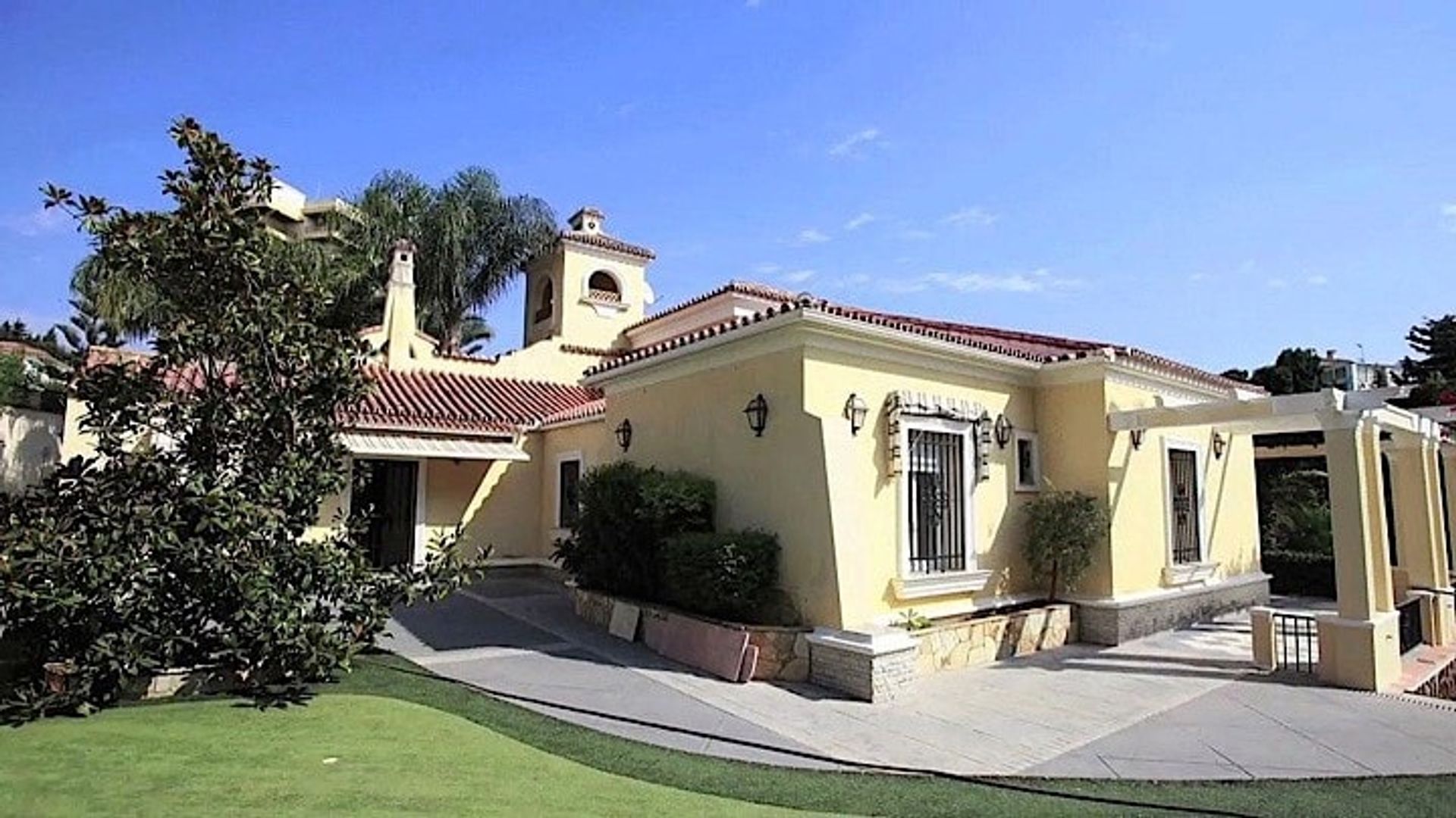 casa no Alhaurín de la Torre, Andaluzia 10743483