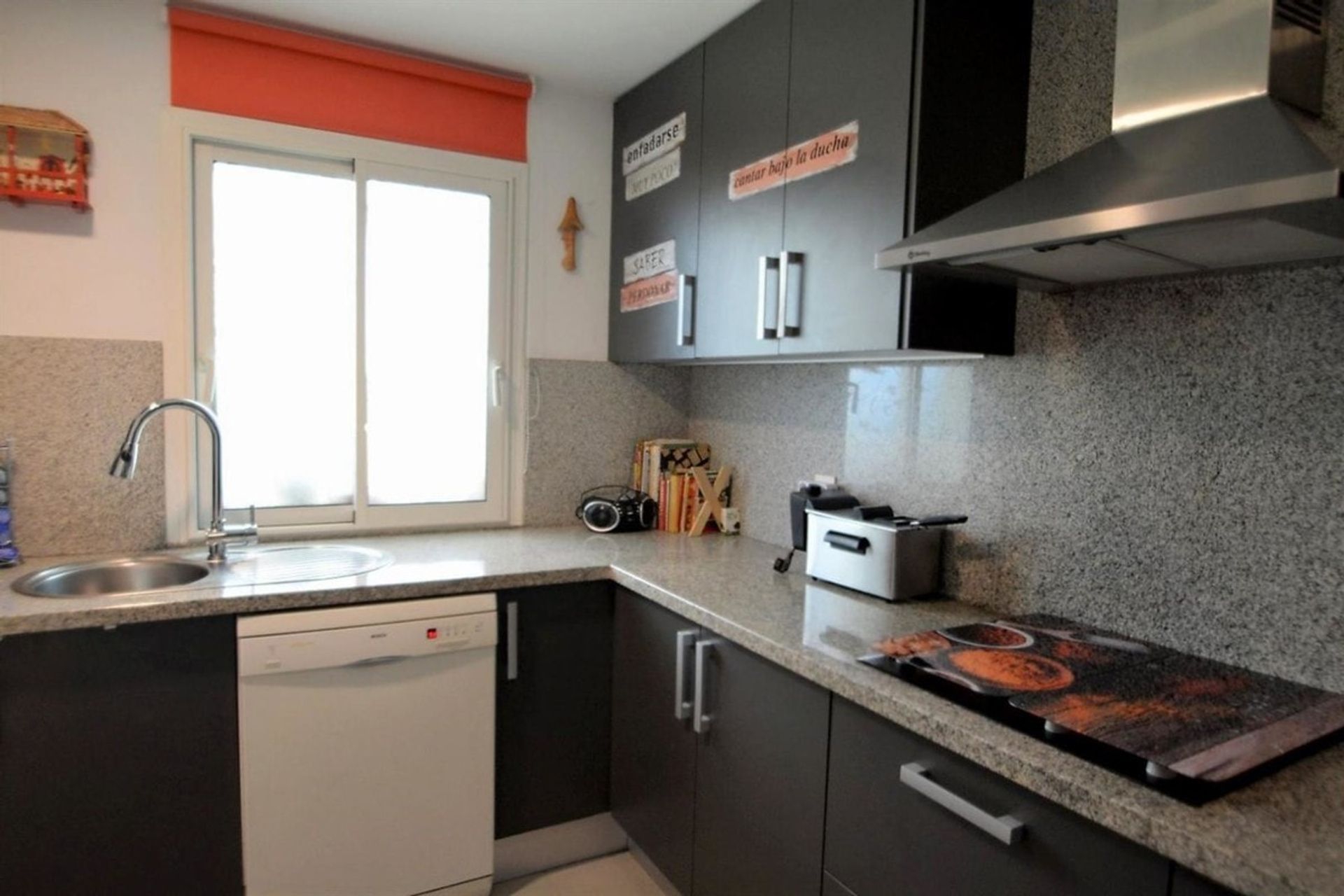 Condominio nel Estepona, Andalusia 10743637